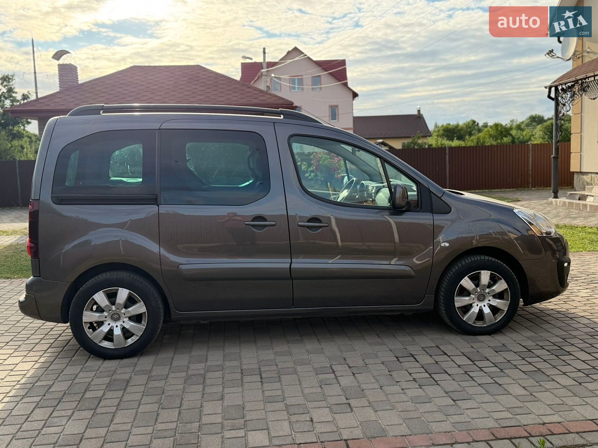 Peugeot Partner 2016 VIN VF37JBHY6GJ784281 фото оголошення 21 з 39