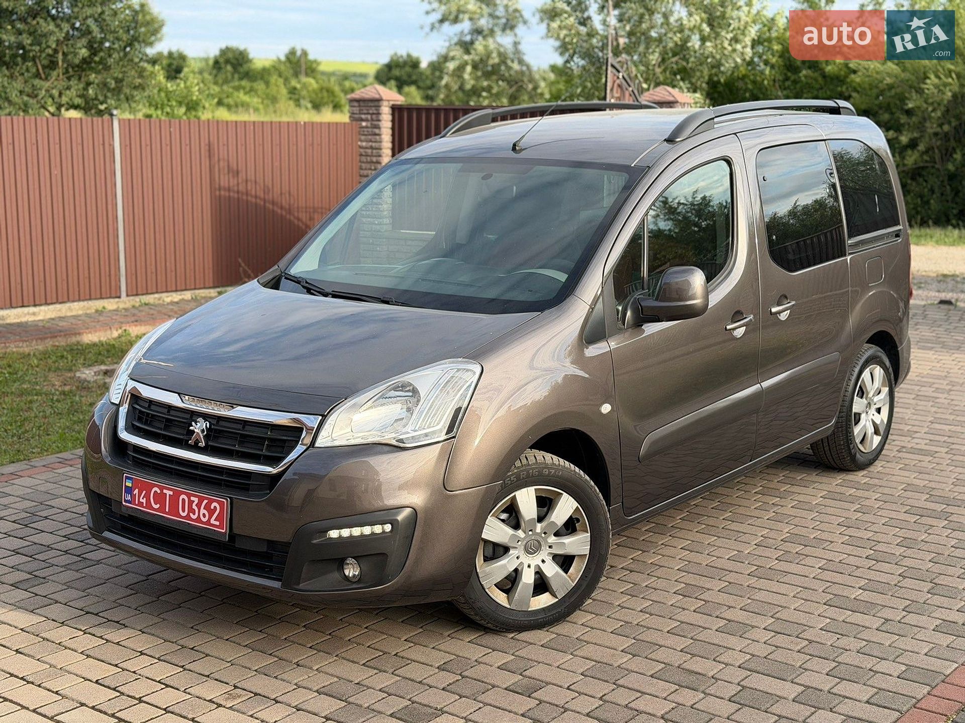 Peugeot Partner 2016 VIN VF37JBHY6GJ784281 фото оголошення 26 з 39