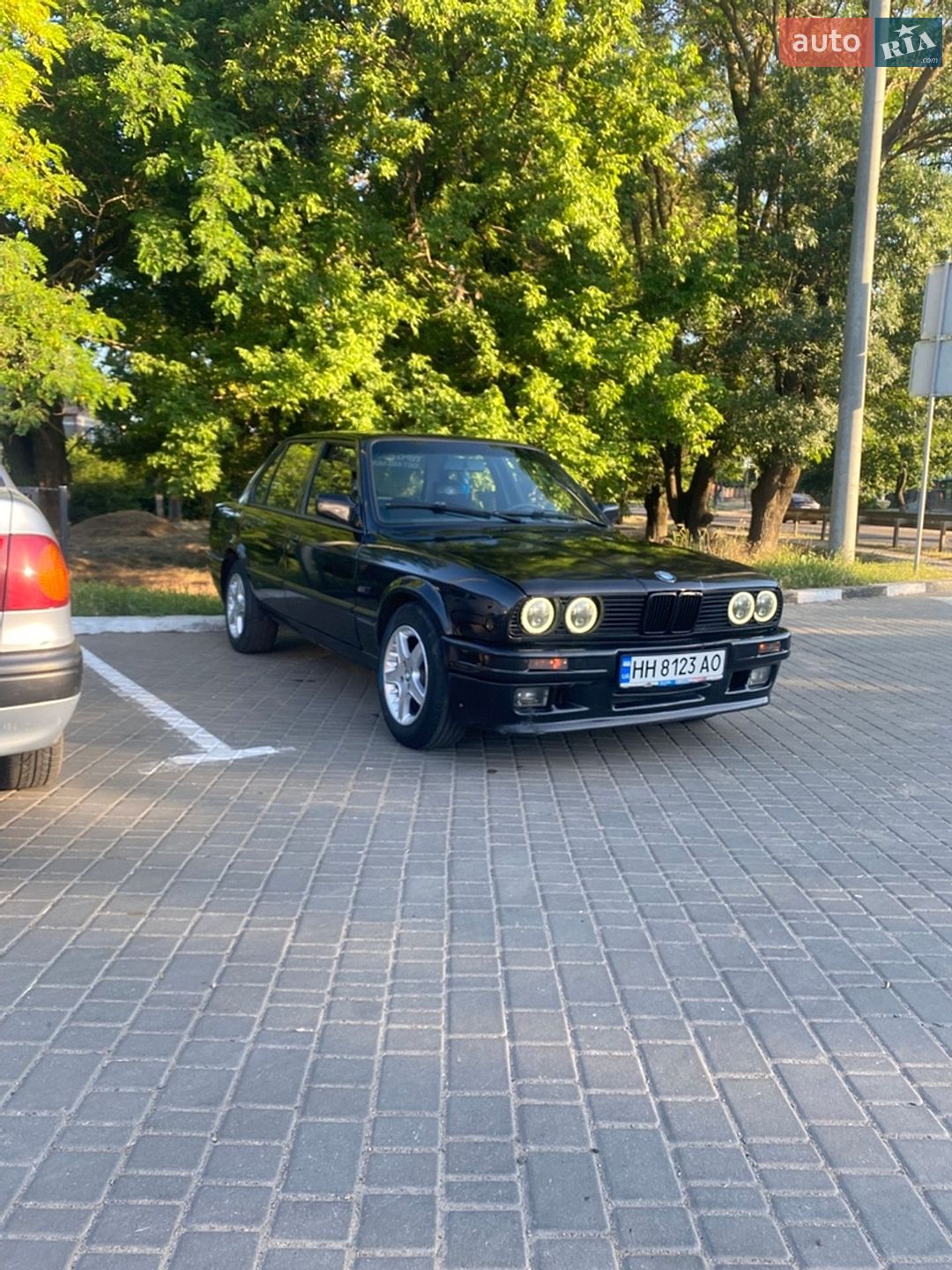 BMW 3 Series 1983 VIN WBAAC710201175361 фото оголошення 3 з 44