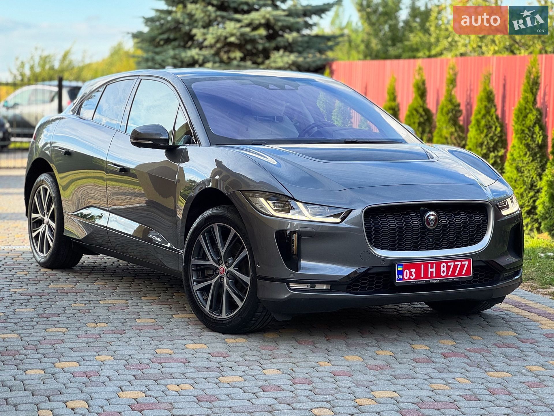 Jaguar I-Pace 2019 VIN SADHA2B15K1F74647 фото оголошення 5 з 127