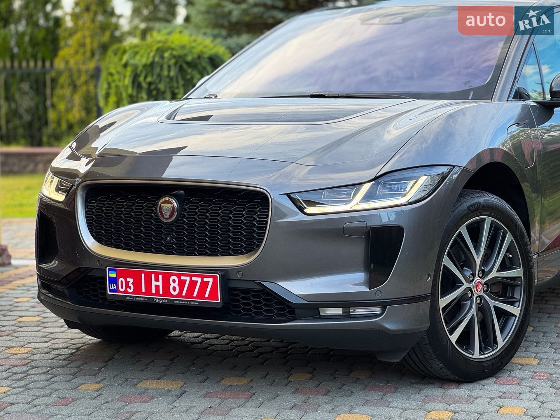 Jaguar I-Pace 2019 VIN SADHA2B15K1F74647 фото оголошення 18 з 127