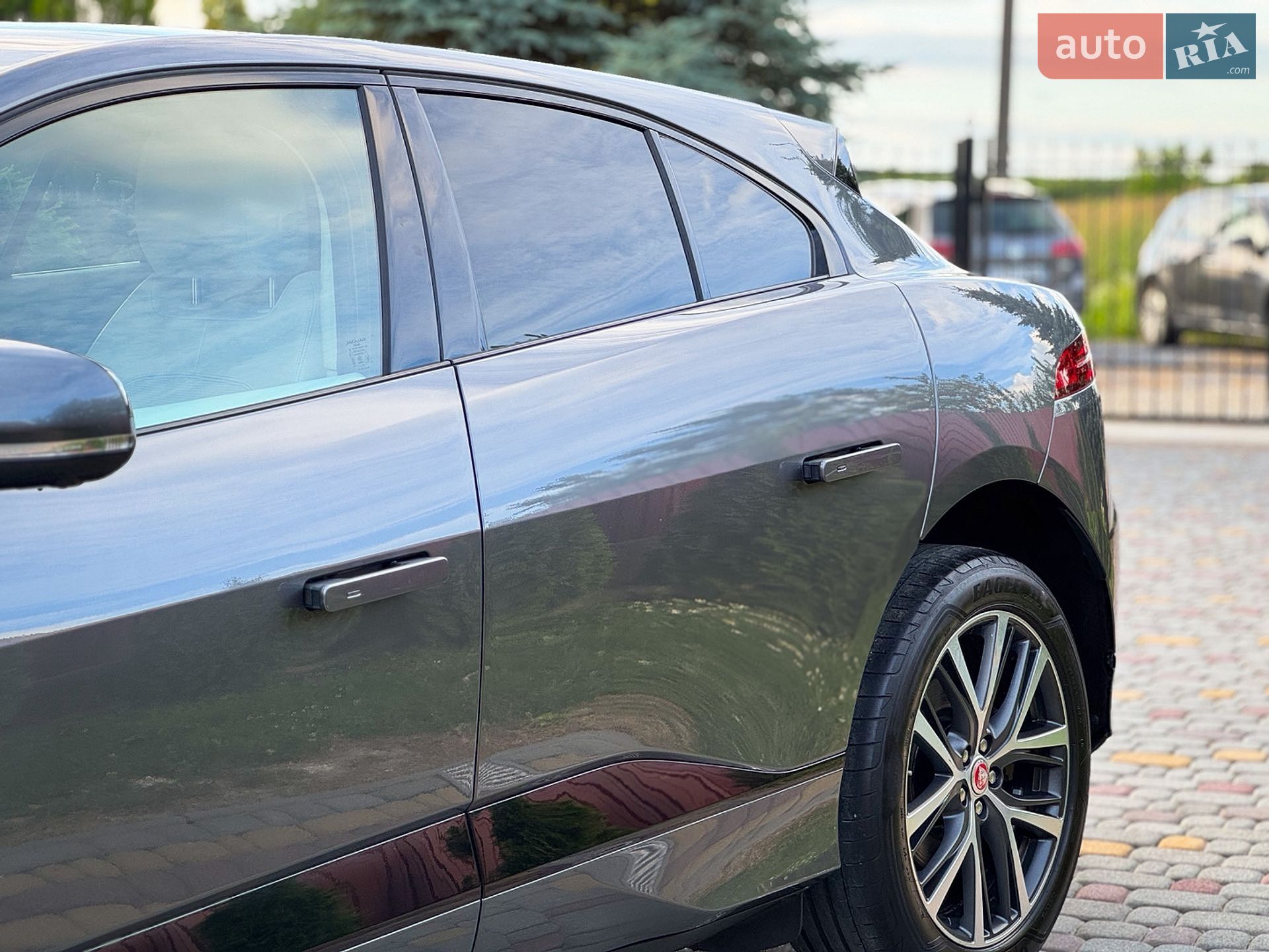 Jaguar I-Pace 2019 VIN SADHA2B15K1F74647 фото оголошення 20 з 127
