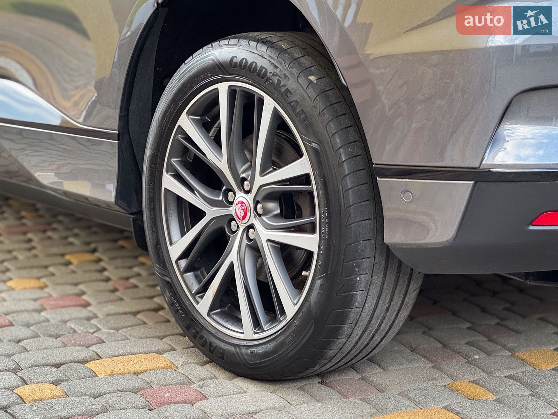 Jaguar I-Pace 2019 VIN SADHA2B15K1F74647 фото оголошення 37 з 127