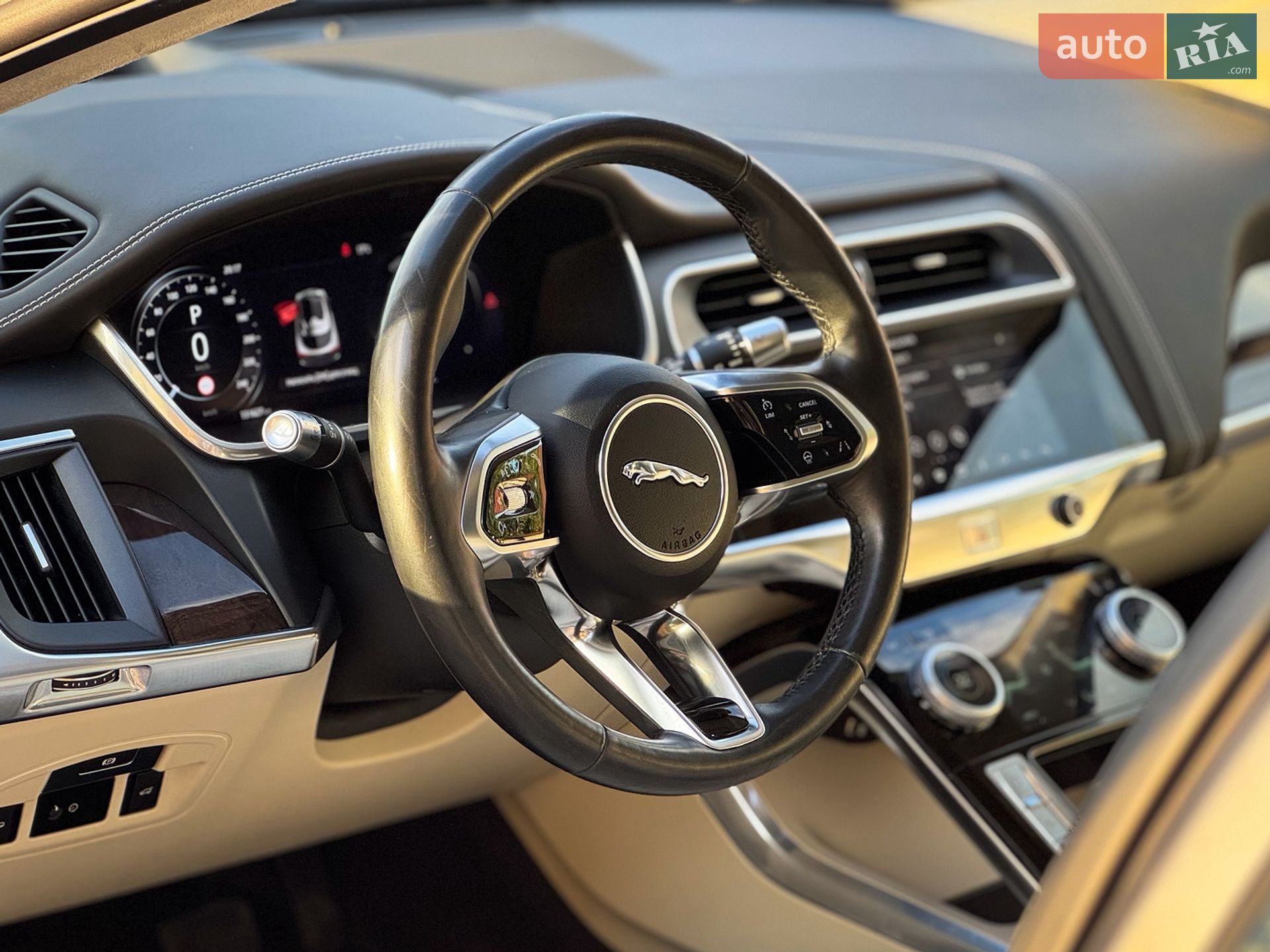 Jaguar I-Pace 2019 VIN SADHA2B15K1F74647 фото оголошення 53 з 127