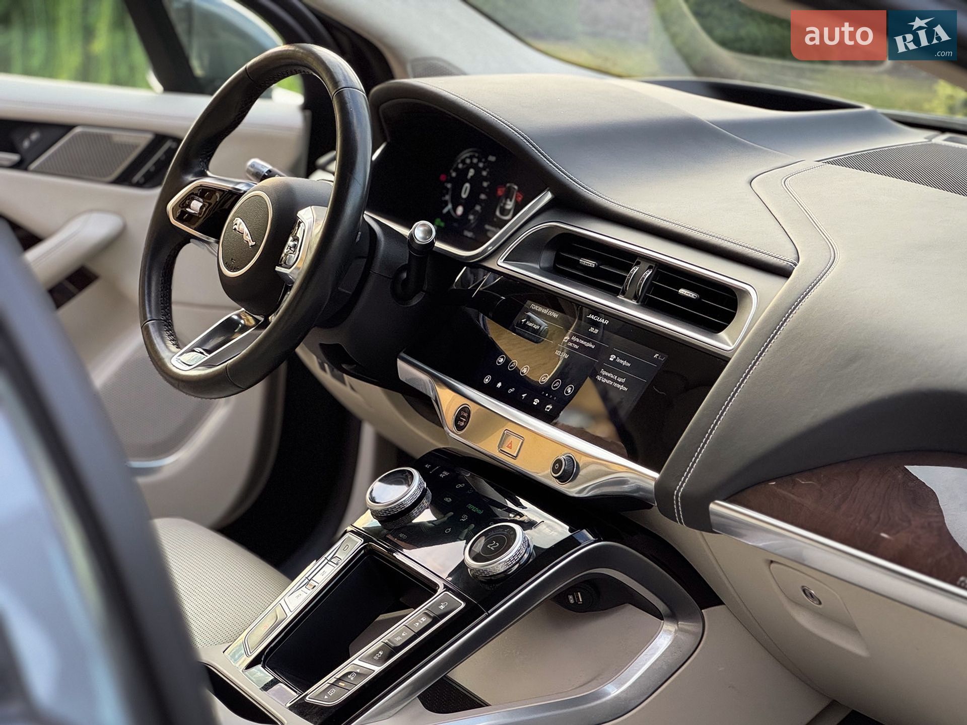 Jaguar I-Pace 2019 VIN SADHA2B15K1F74647 фото оголошення 65 з 127