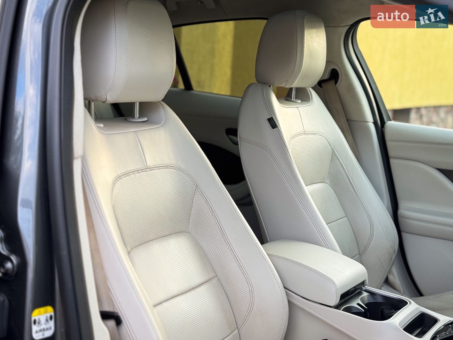 Jaguar I-Pace 2019 VIN SADHA2B15K1F74647 фото оголошення 74 з 127