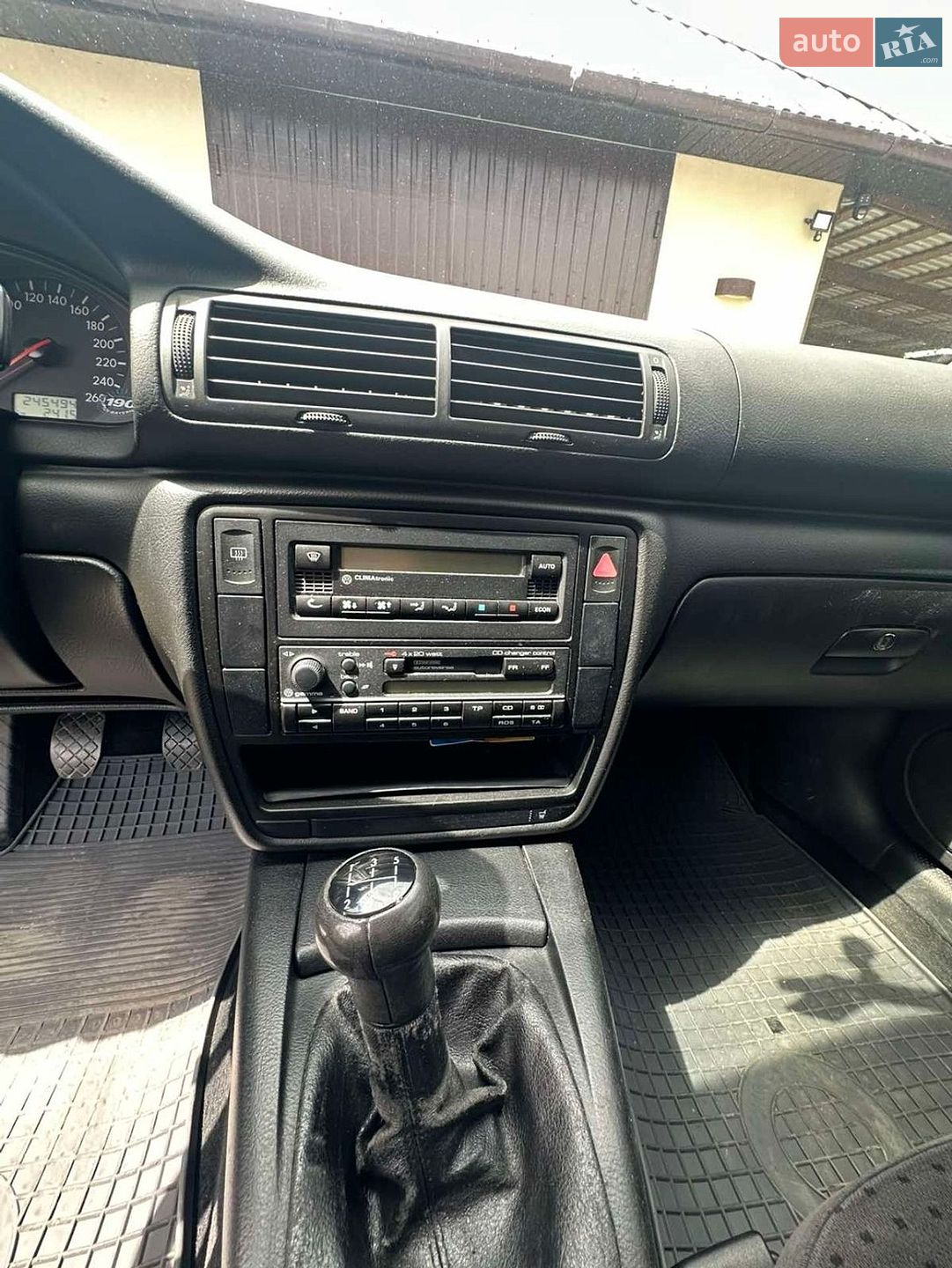 Volkswagen Passat 1998 VIN WVWZZZ3BZWP365069 фото оголошення 15 з 25