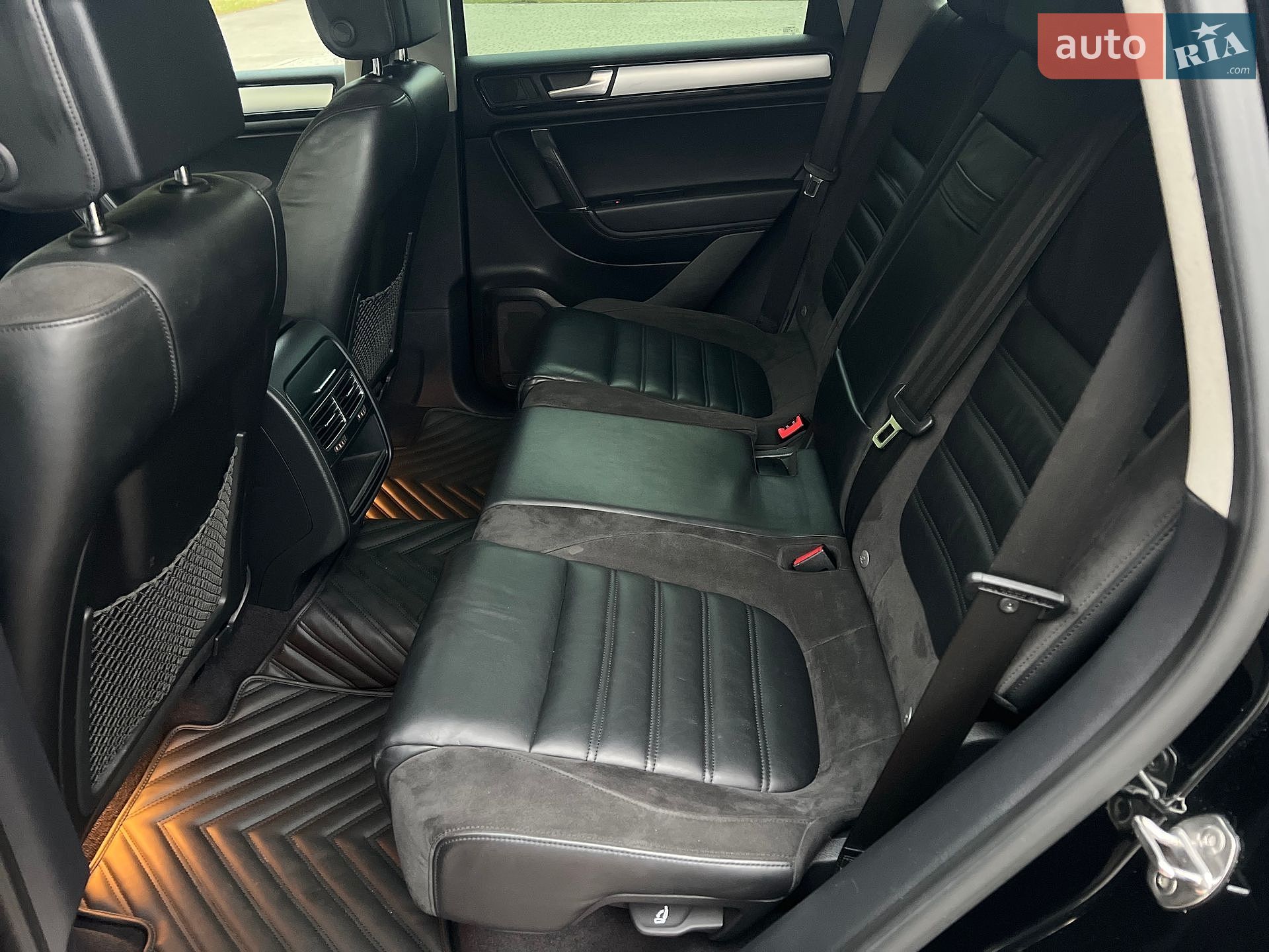 Volkswagen Touareg 2013 VIN WVGZZZ7PZDD038528 фото оголошення 25 з 38