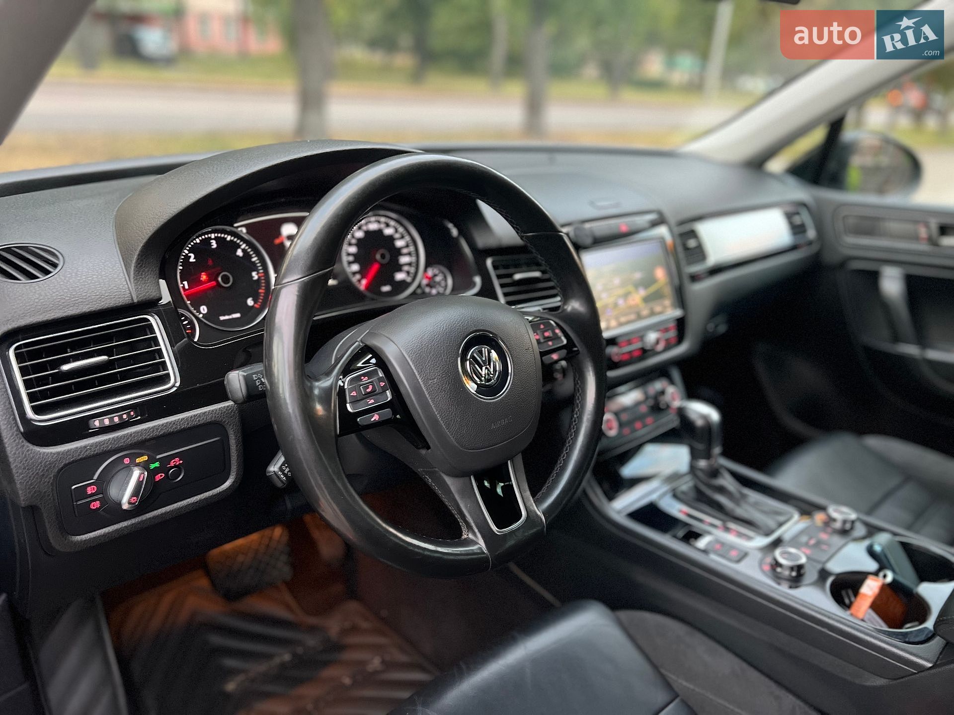 Volkswagen Touareg 2013 VIN WVGZZZ7PZDD038528 фото оголошення 26 з 38
