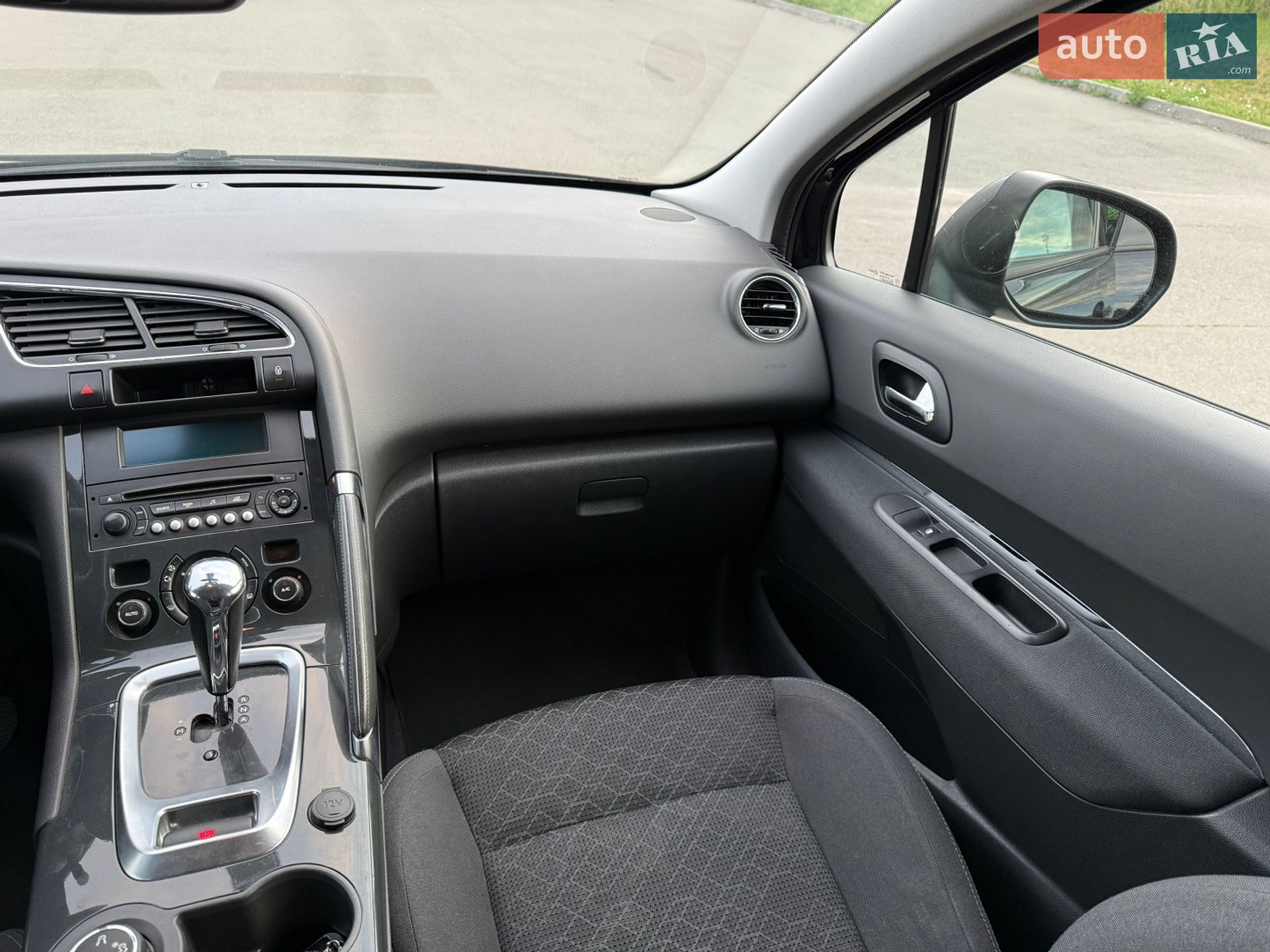 Peugeot 3008 2014 VIN VF30U9HD8ES032055 фото оголошення 20 з 28