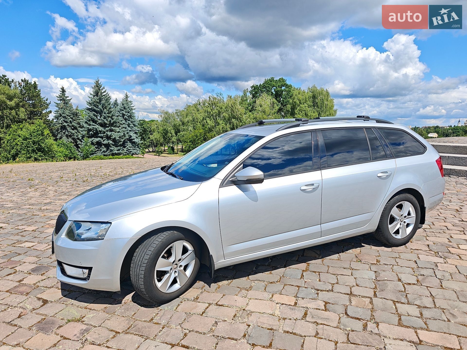 Skoda Octavia 2016 VIN TMBJJ7NE1H0092293 фото оголошення 8 з 31
