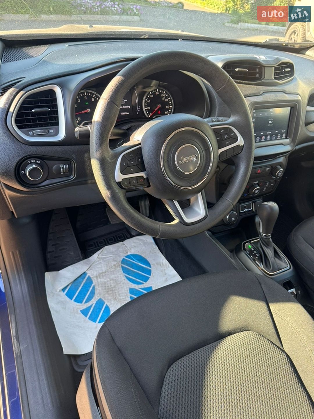 Jeep Renegade 2018 VIN ZACCJBAB6JPJ42822 фото оголошення 11 з 21
