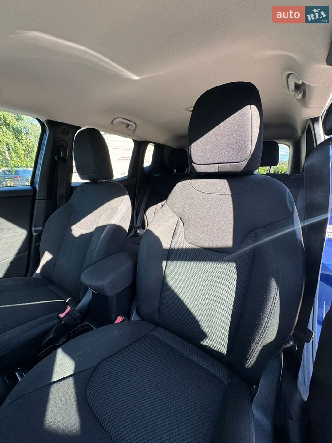 Jeep Renegade 2018 VIN ZACCJBAB6JPJ42822 фото оголошення 17 з 21