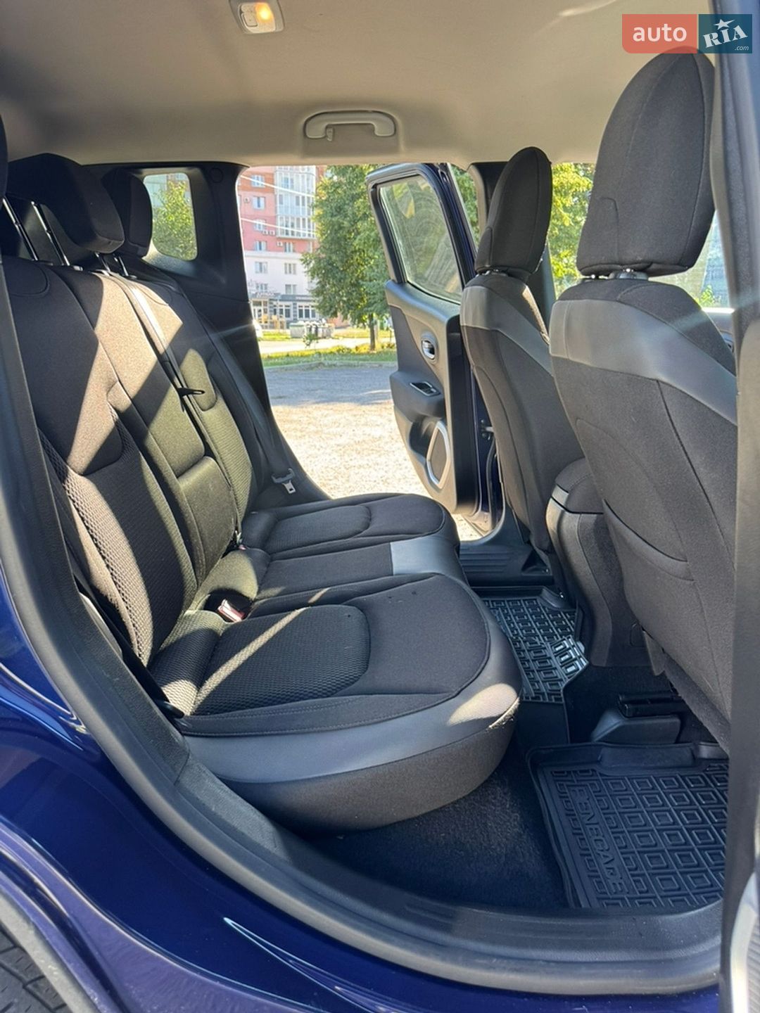 Jeep Renegade 2018 VIN ZACCJBAB6JPJ42822 фото оголошення 20 з 21