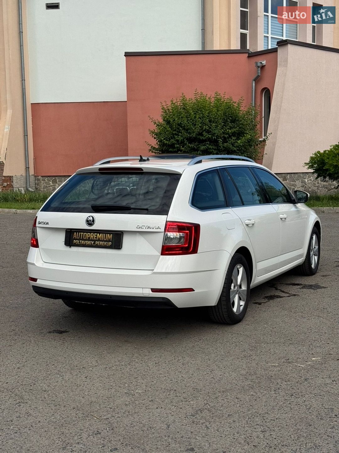 Skoda Octavia 2019 VIN TMBJR9NE1K0170695 фото оголошення 6 з 20