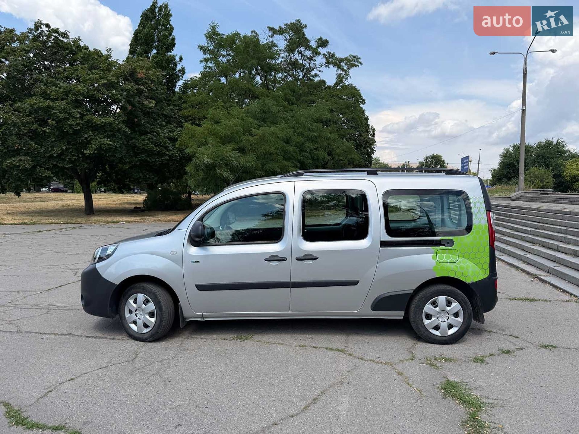 Renault Kangoo 2019 VIN VF1FWFZTJ63151219 фото оголошення 2 з 29