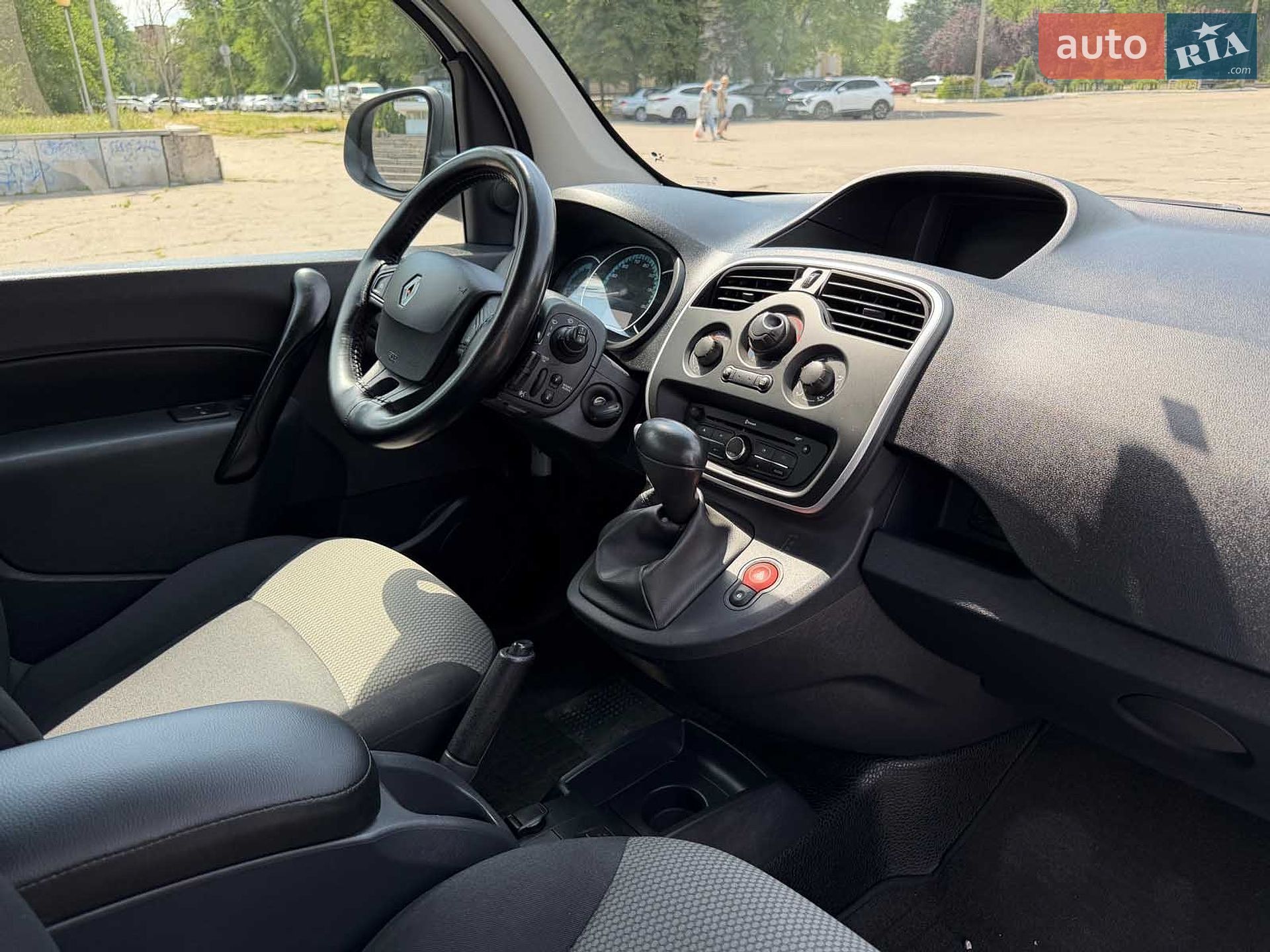 Renault Kangoo 2019 VIN VF1FWFZTJ63151219 фото оголошення 18 з 29