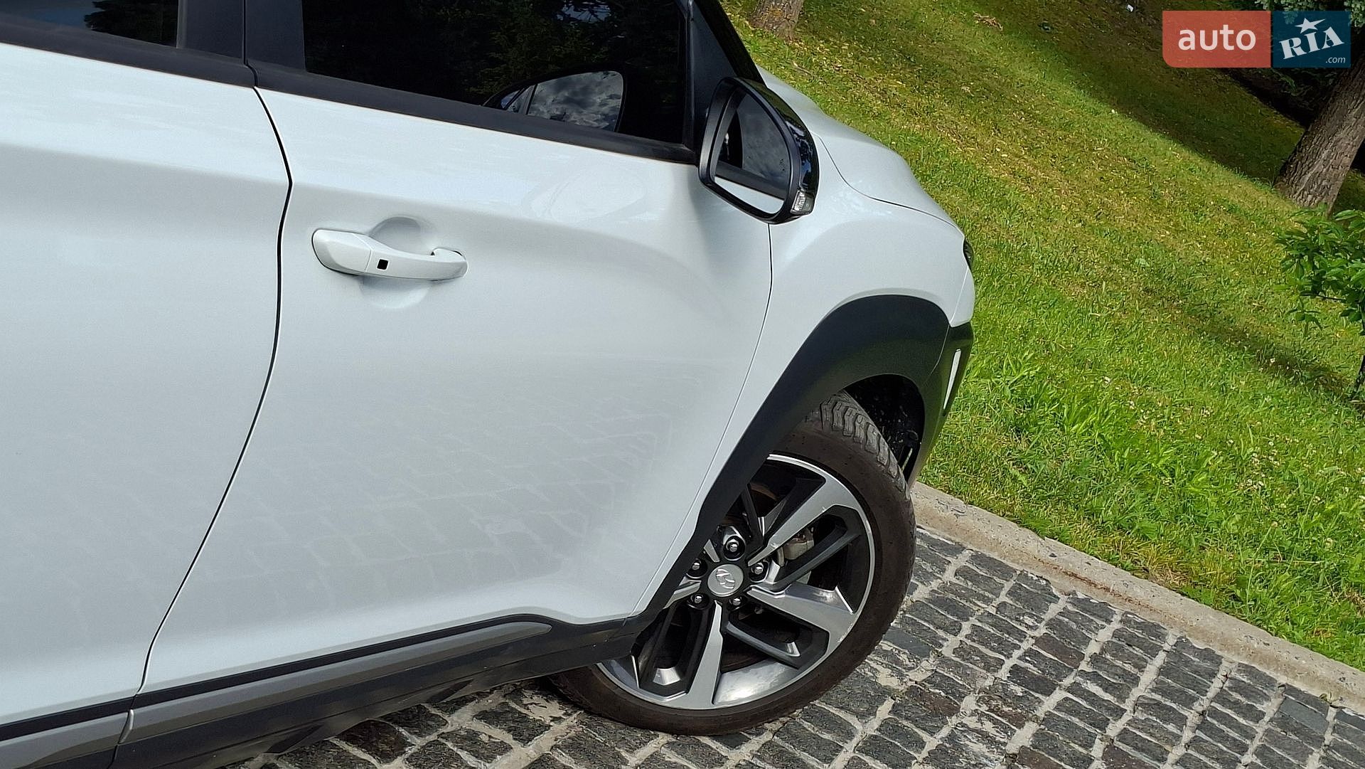 Hyundai Kona 2017 VIN KMHK5816GJU055680 фото оголошення 20 з 134