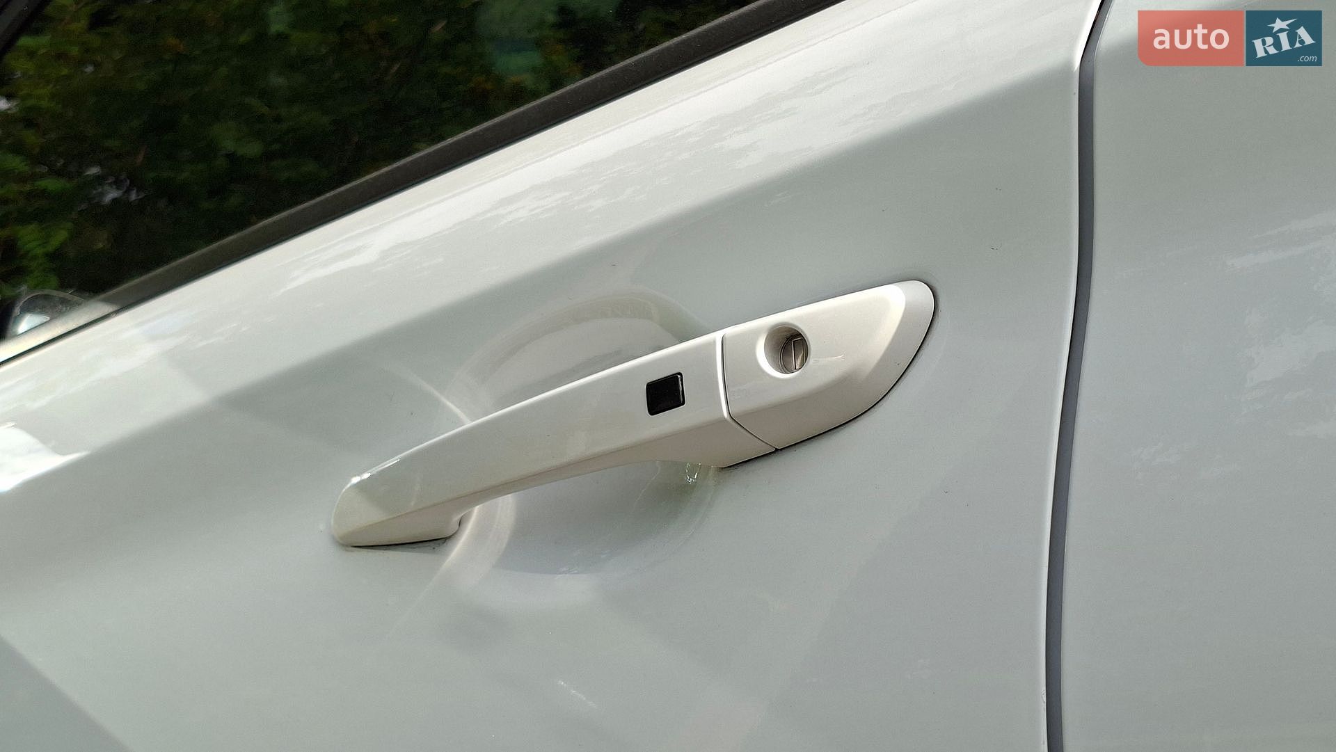 Hyundai Kona 2017 VIN KMHK5816GJU055680 фото оголошення 42 з 134