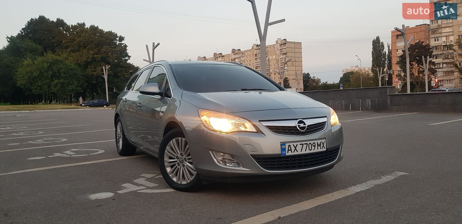 Opel Astra 2011 VIN W0LPE8EF2C8030536 фото оголошення 2 з 11