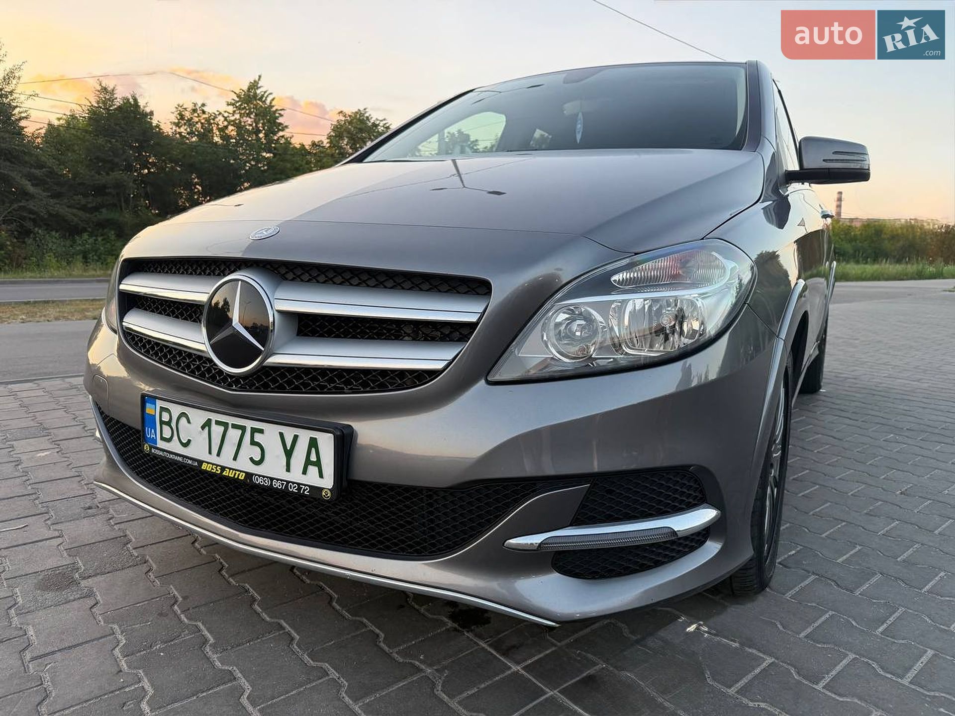 Mercedes-Benz B-Class 2015 VIN WDD2428901J007631 фото оголошення 2 з 26