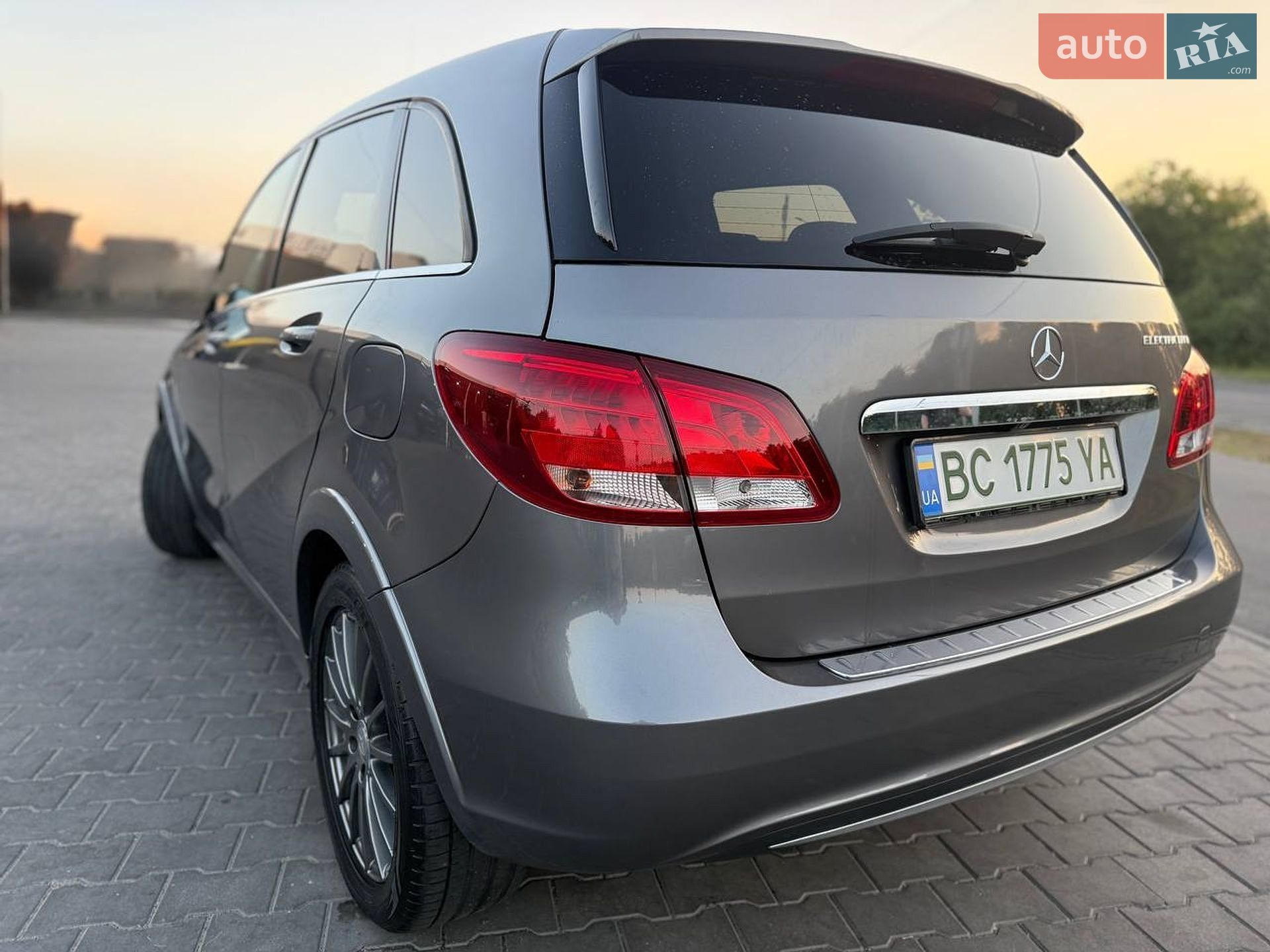 Mercedes-Benz B-Class 2015 VIN WDD2428901J007631 фото оголошення 5 з 26