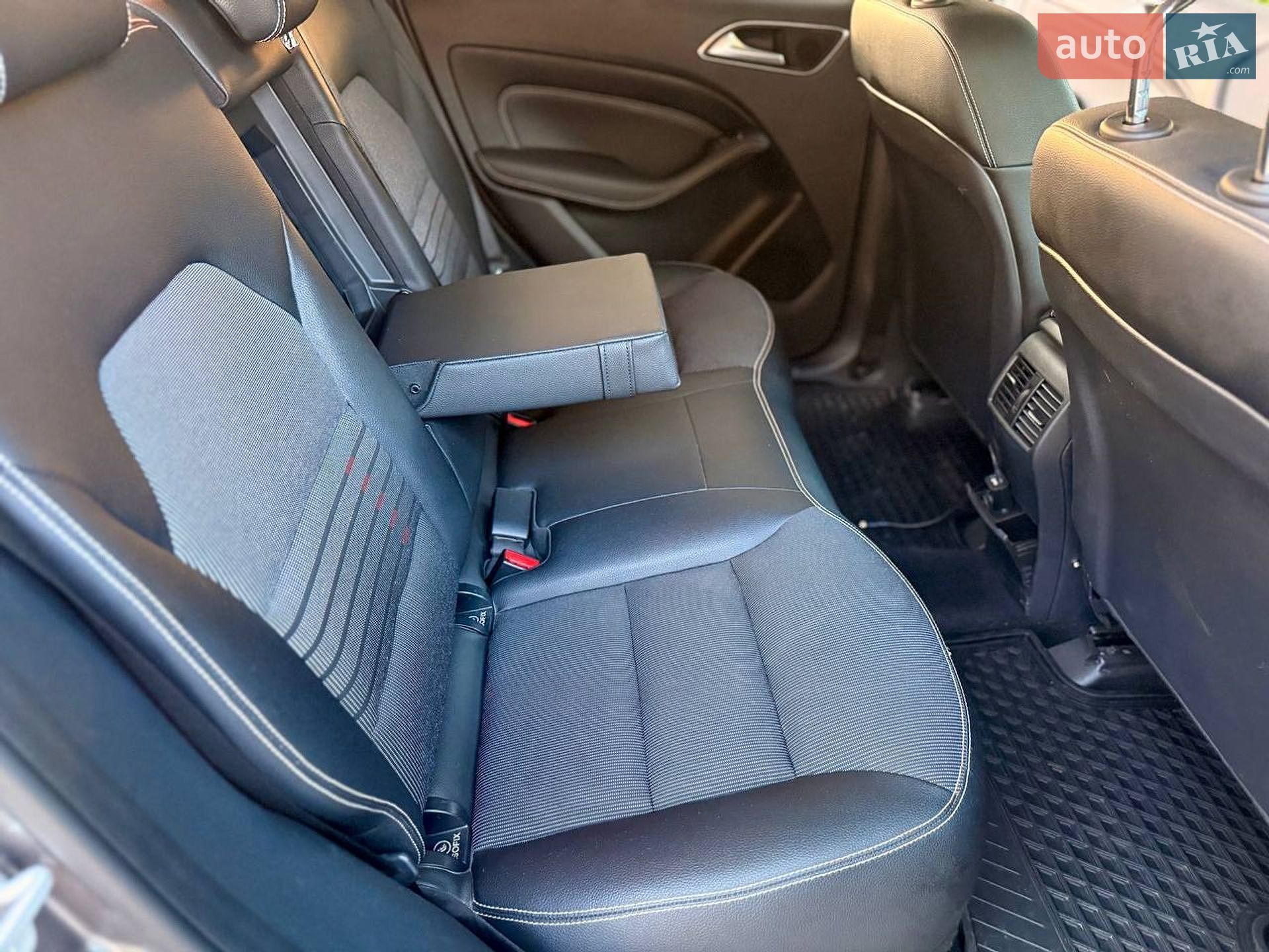 Mercedes-Benz B-Class 2015 VIN WDD2428901J007631 фото оголошення 20 з 26