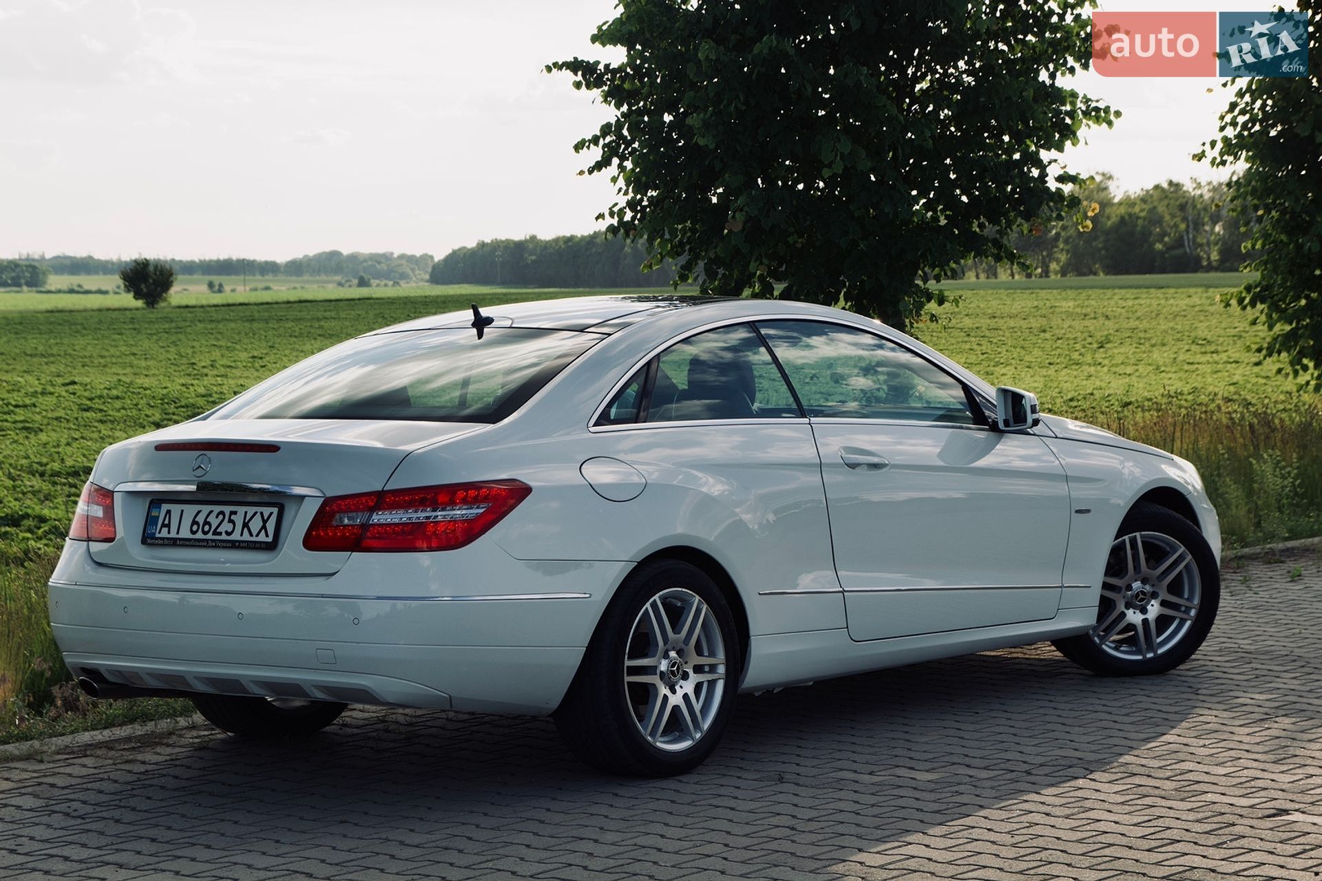 Mercedes-Benz E-Class 2011 VIN WDD2073471F133050 фото оголошення 10 з 29