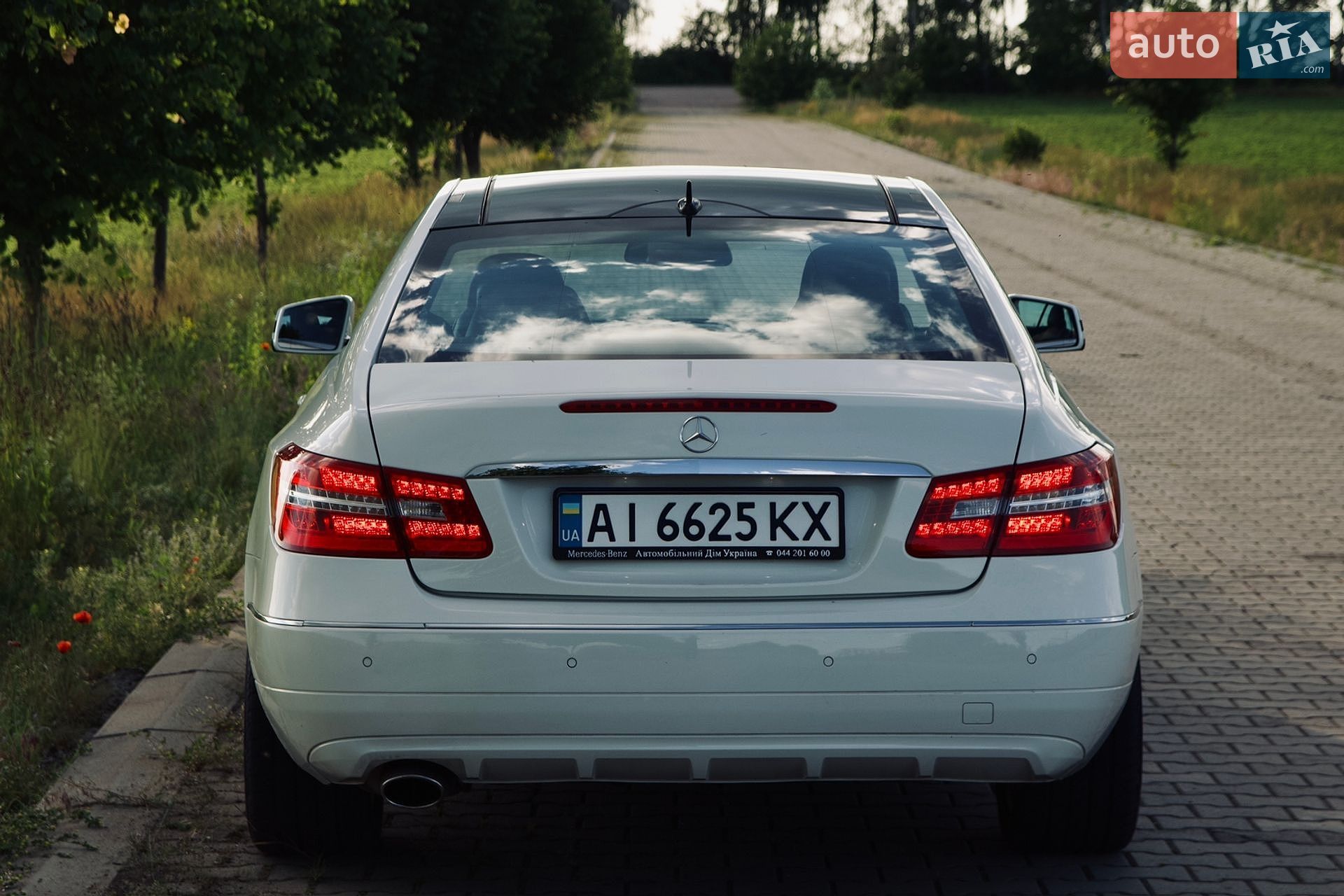 Mercedes-Benz E-Class 2011 VIN WDD2073471F133050 фото оголошення 13 з 29