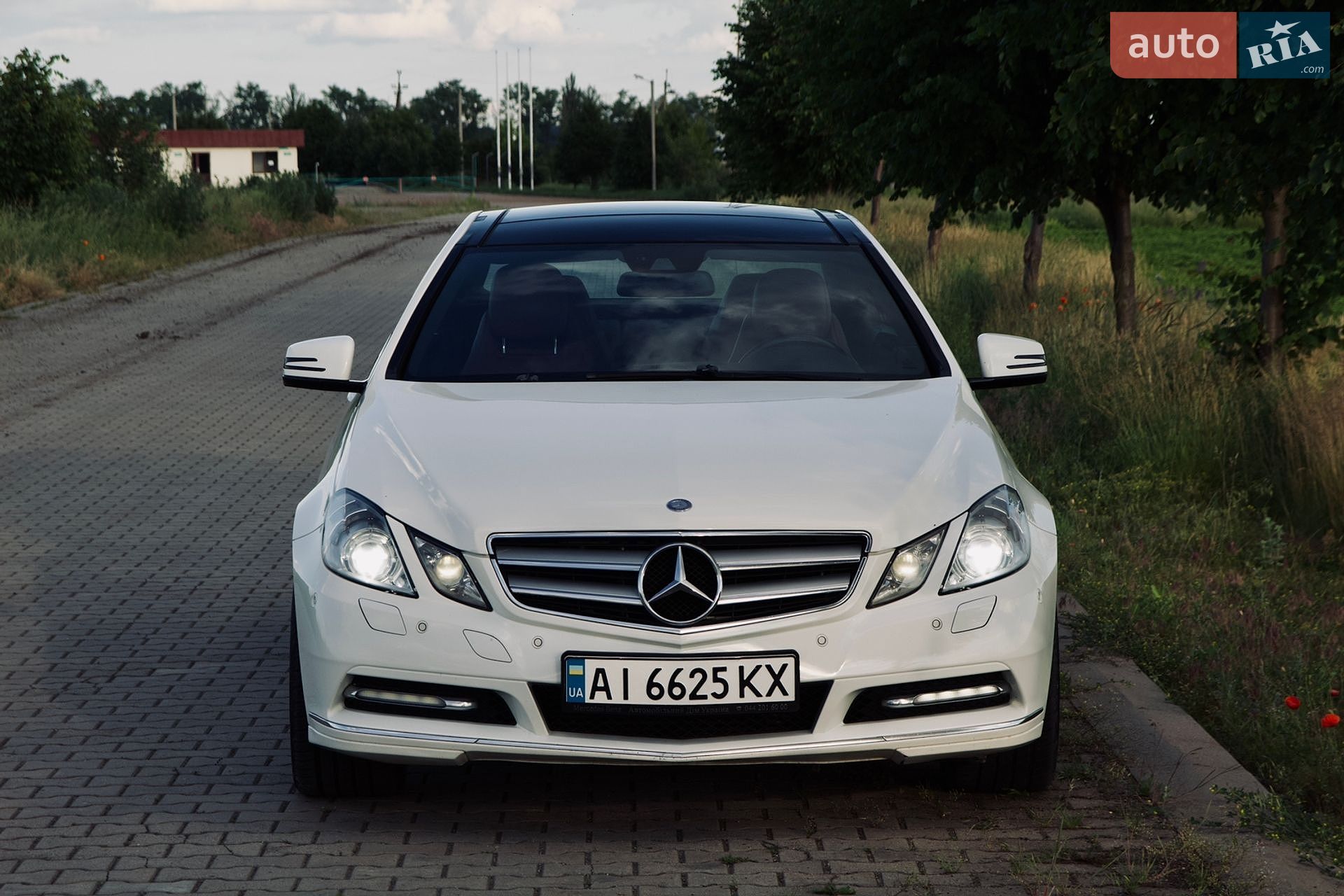 Mercedes-Benz E-Class 2011 VIN WDD2073471F133050 фото оголошення 14 з 29