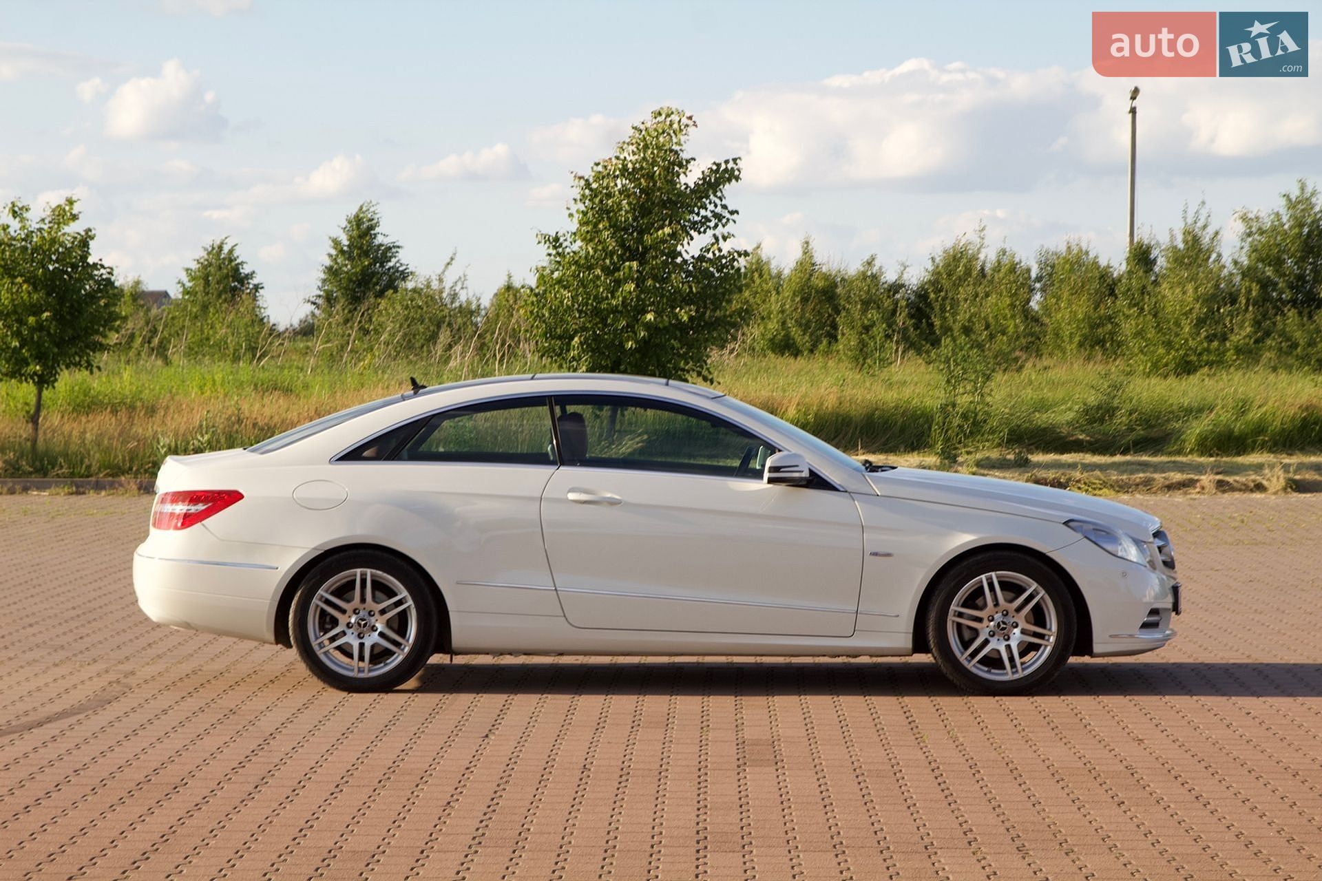 Mercedes-Benz E-Class 2011 VIN WDD2073471F133050 фото оголошення 16 з 29
