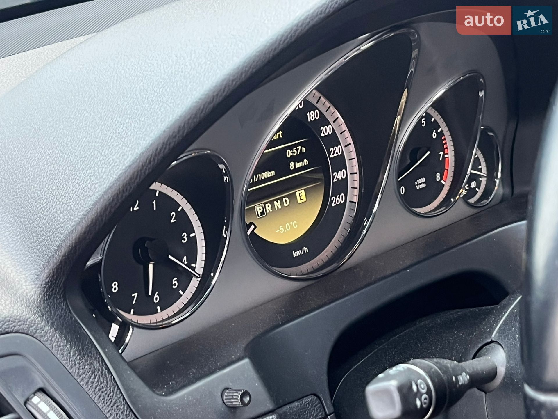 Mercedes-Benz E-Class 2011 VIN WDD2073471F133050 фото оголошення 29 з 29