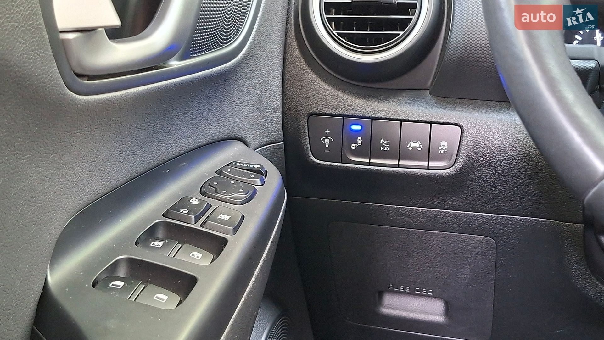 Hyundai Kona 2017 VIN KMHK5816GJU055680 фото оголошення 84 з 134
