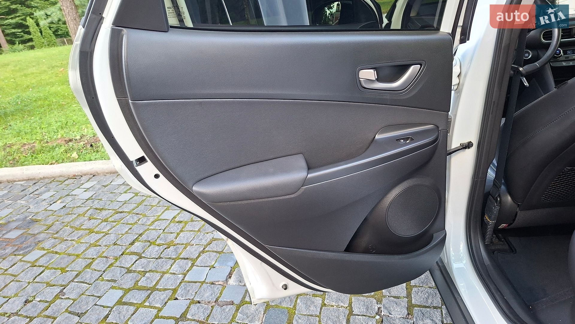 Hyundai Kona 2017 VIN KMHK5816GJU055680 фото оголошення 115 з 134