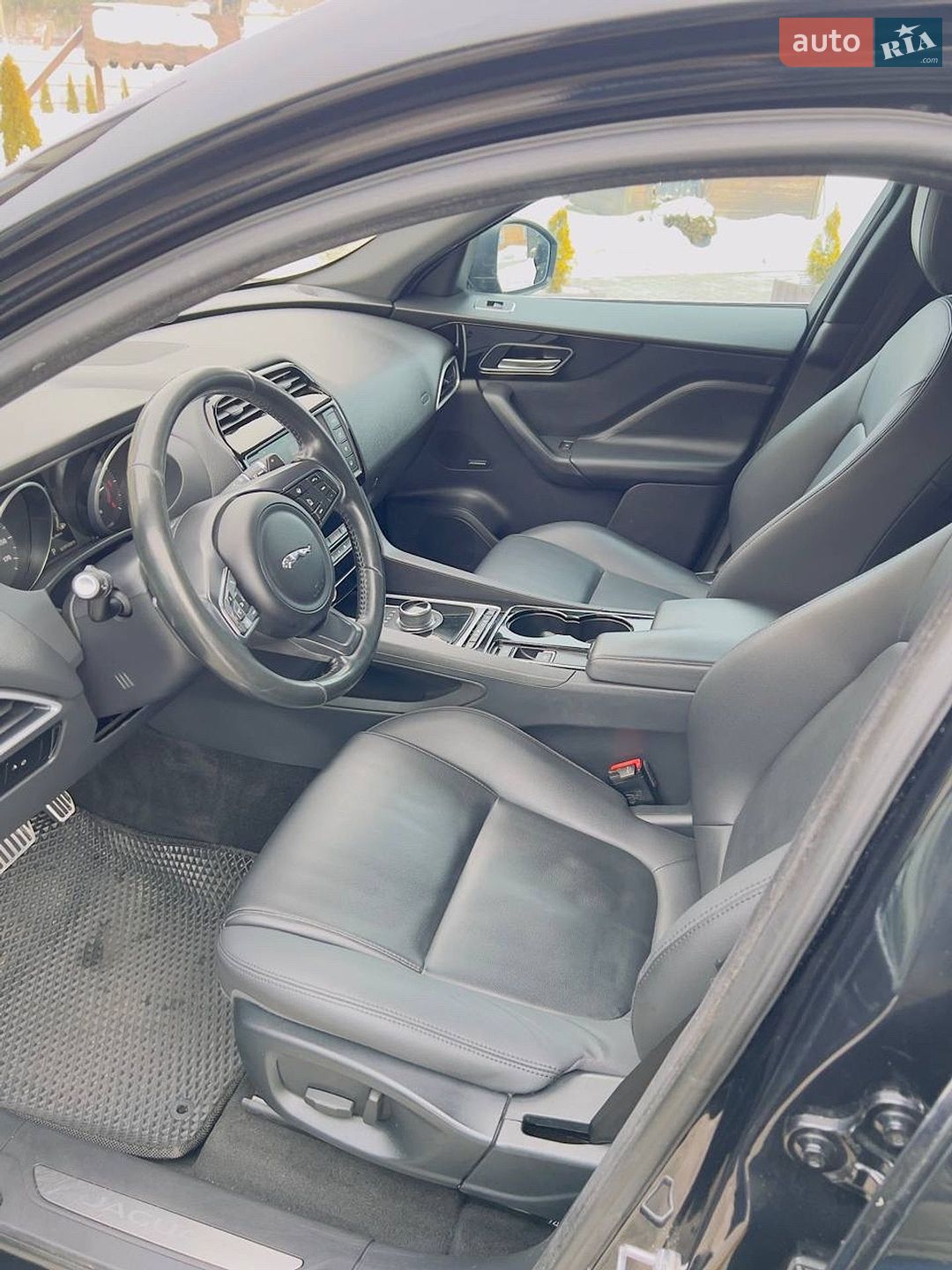 Jaguar F-Pace 2016 VIN SADCJ2BN6HA492607 фото оголошення 23 з 45