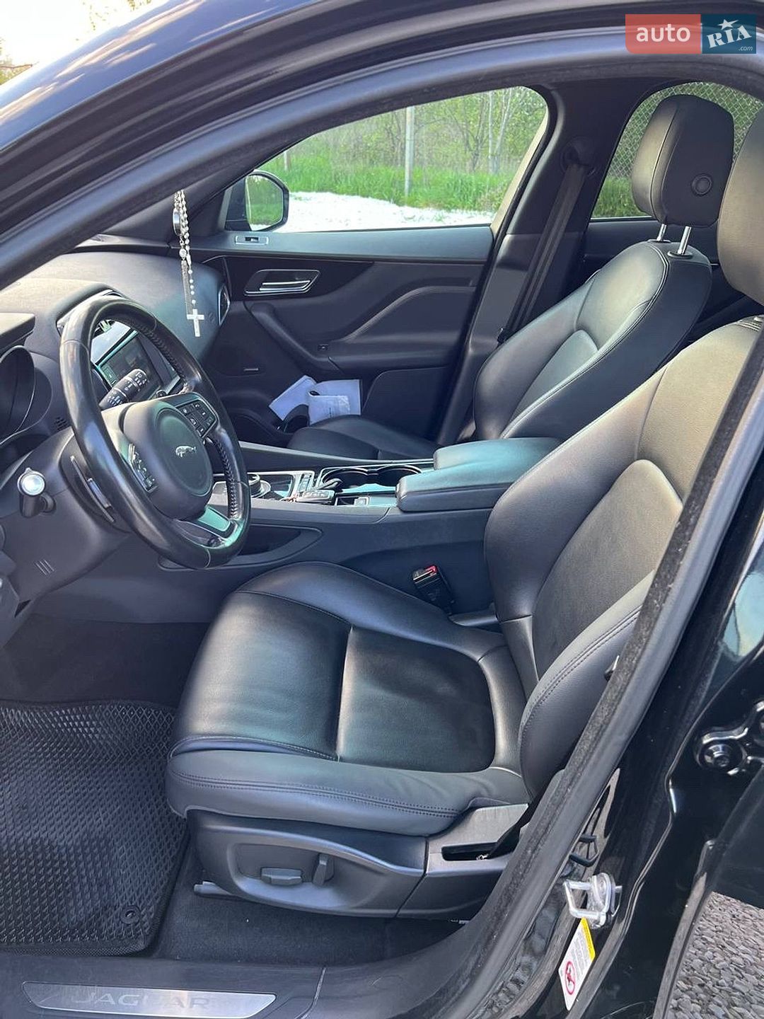 Jaguar F-Pace 2016 VIN SADCJ2BN6HA492607 фото оголошення 30 з 45