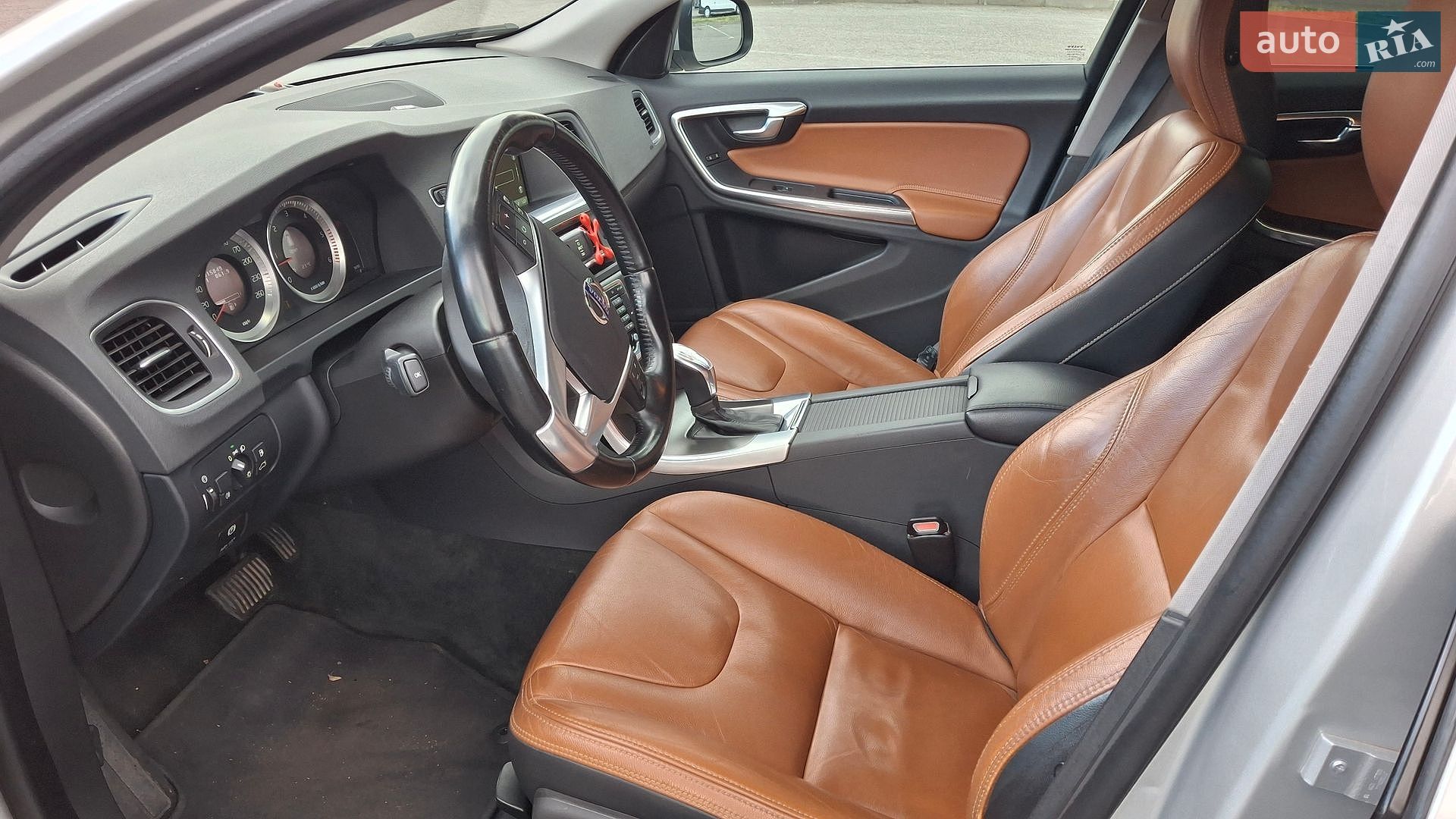 Volvo V60 2012 VIN YV1FW88A0D1094138 фото оголошення 13 з 29