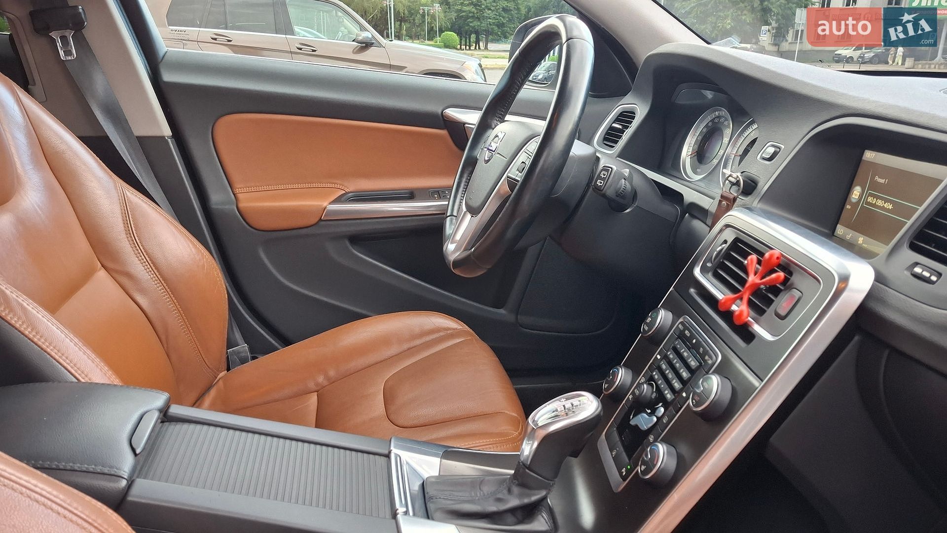 Volvo V60 2012 VIN YV1FW88A0D1094138 фото оголошення 20 з 29