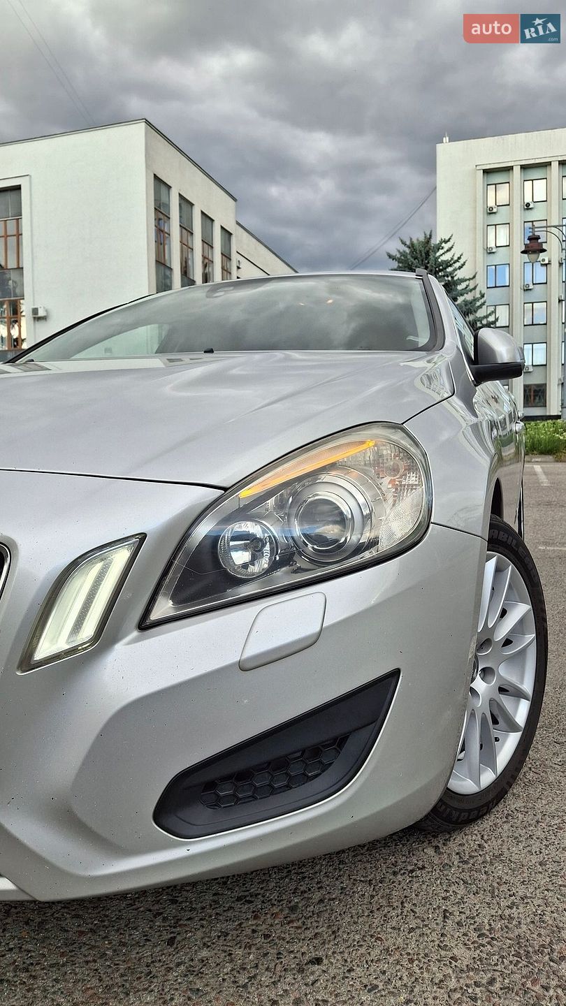 Volvo V60 2012 VIN YV1FW88A0D1094138 фото оголошення 26 з 29