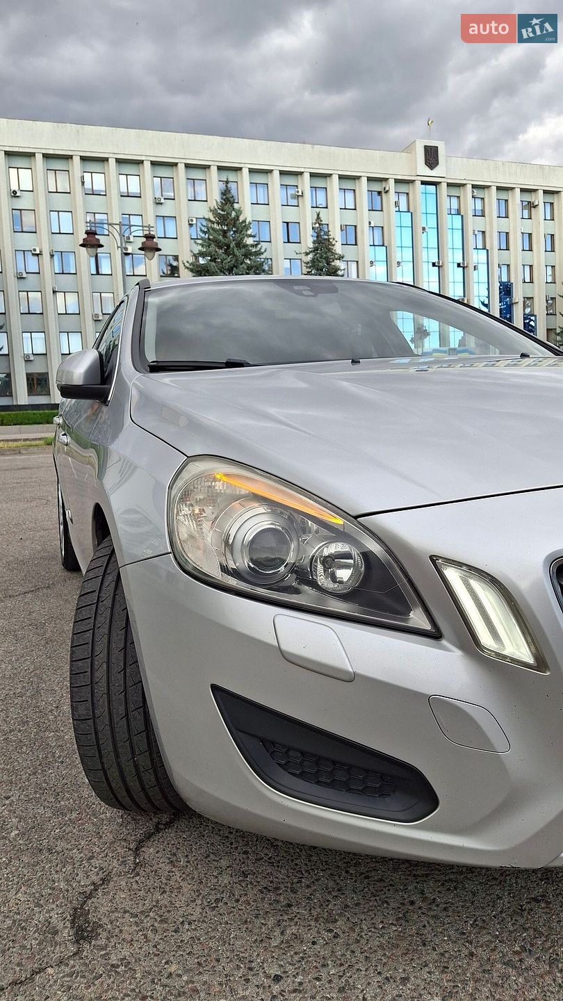 Volvo V60 2012 VIN YV1FW88A0D1094138 фото оголошення 28 з 29