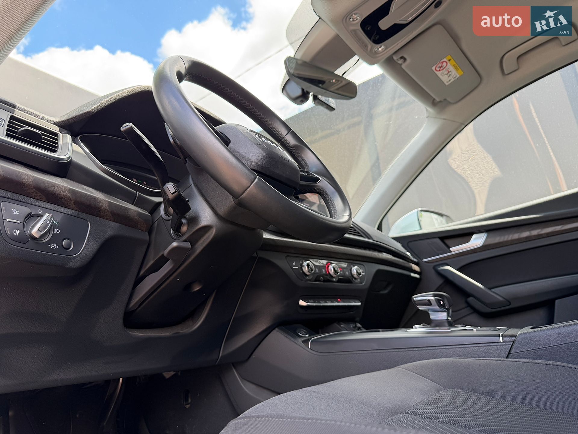 Audi Q5 2021 VIN WAUZZZFYXM2082289 фото оголошення 20 з 32