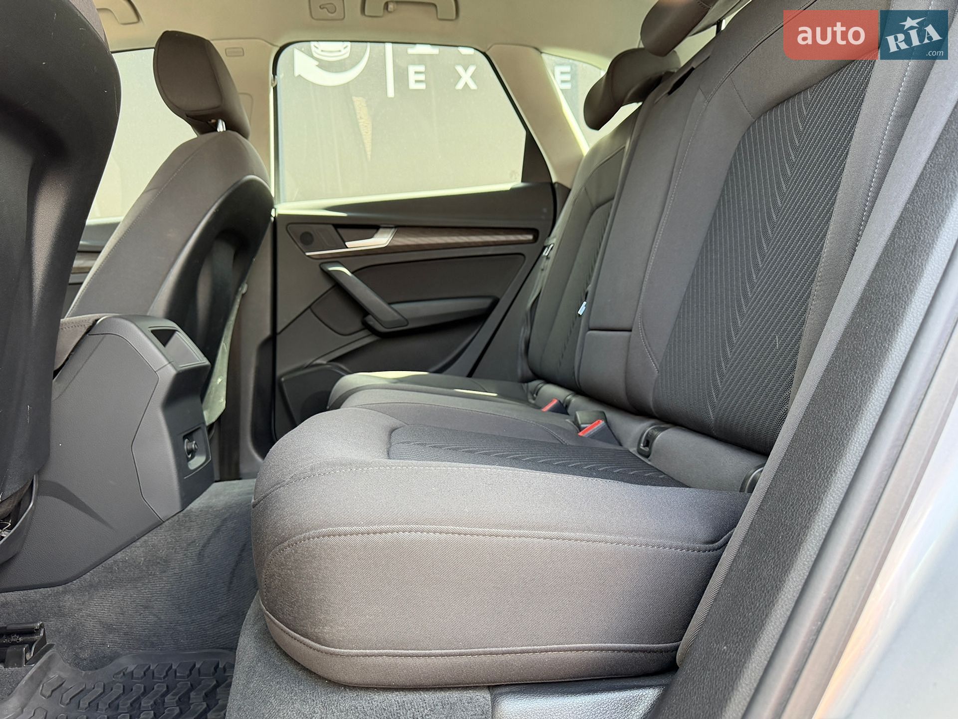 Audi Q5 2021 VIN WAUZZZFYXM2082289 фото оголошення 22 з 32