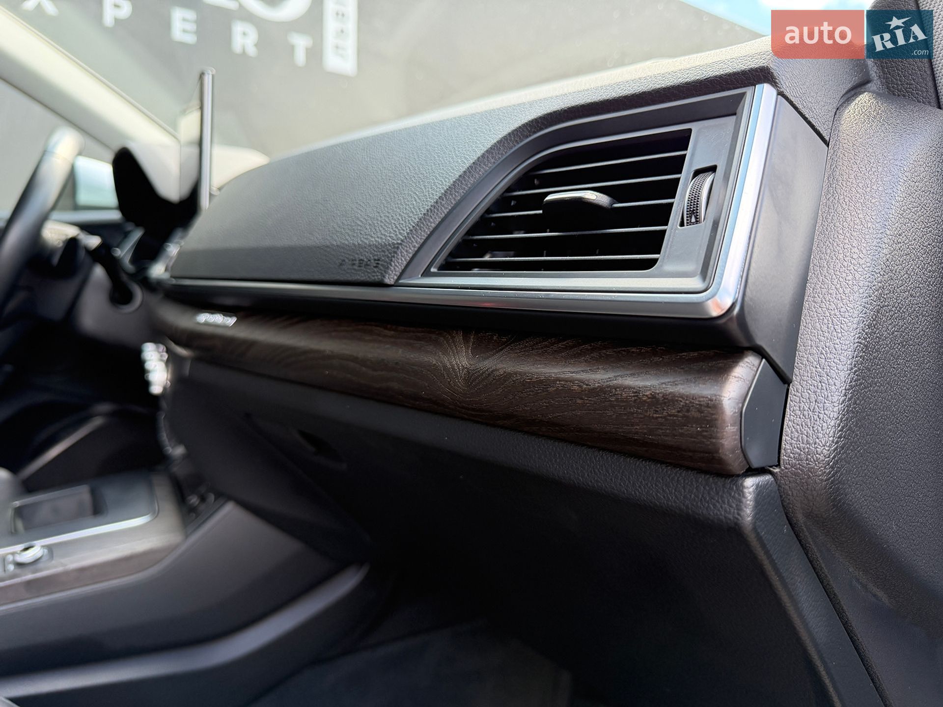 Audi Q5 2021 VIN WAUZZZFYXM2082289 фото оголошення 27 з 32