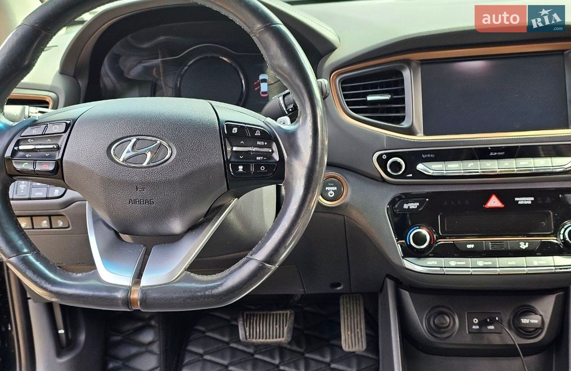 Hyundai Ioniq 2017 VIN KMHC851HFHU011955 фото оголошення 24 з 30