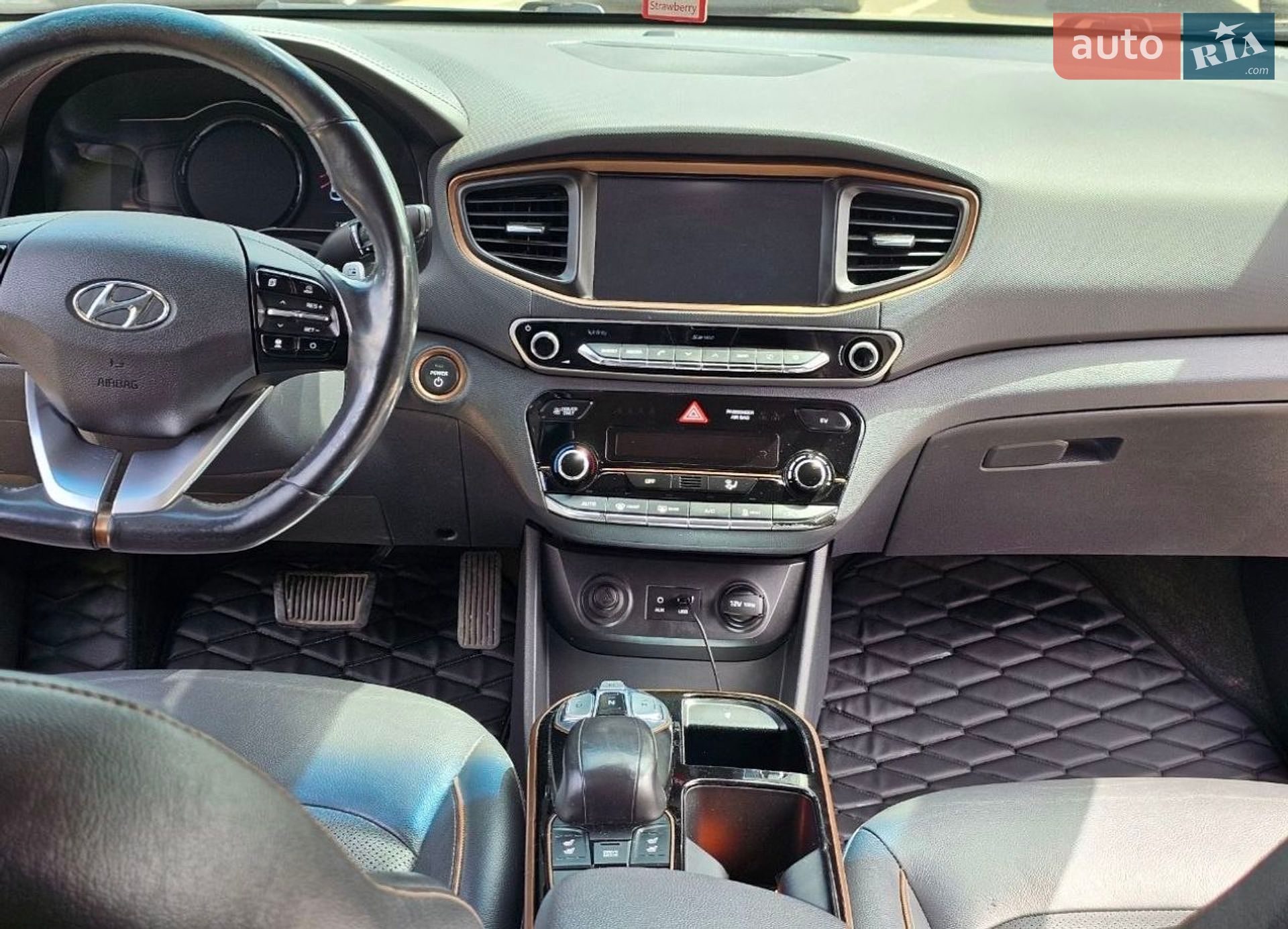 Hyundai Ioniq 2017 VIN KMHC851HFHU011955 фото оголошення 20 з 30