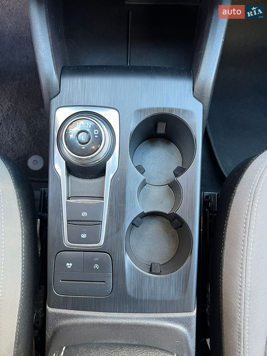 Ford Escape 2022 VIN 1FMCU9G66NUB84954 фото оголошення 32 з 43
