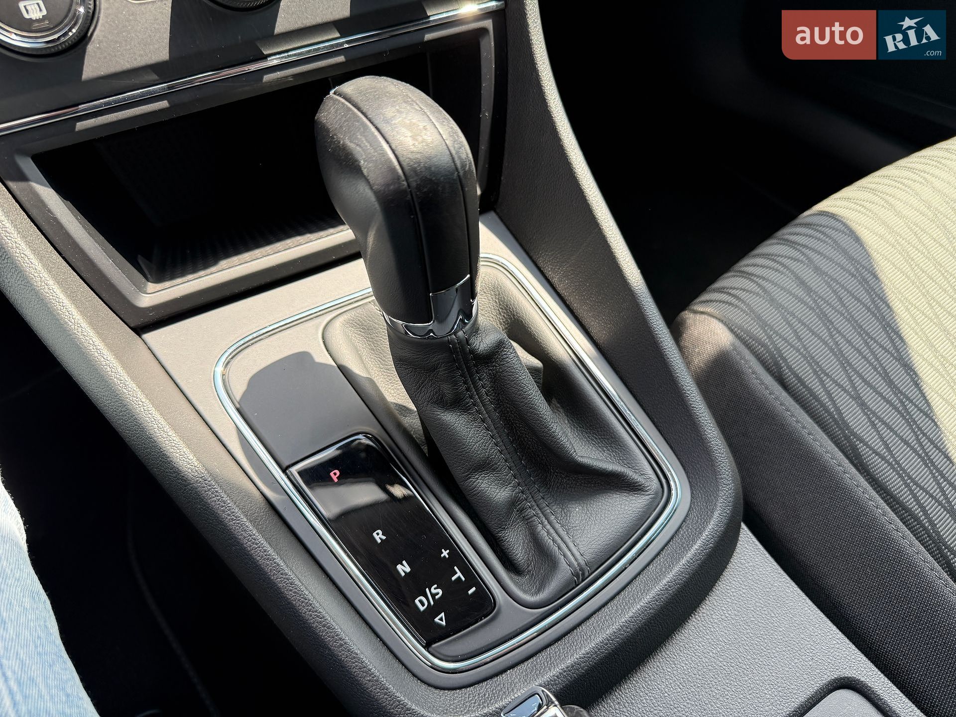 SEAT Leon 2016 VIN VSSZZZ5FZGR086107 фото оголошення 25 з 26