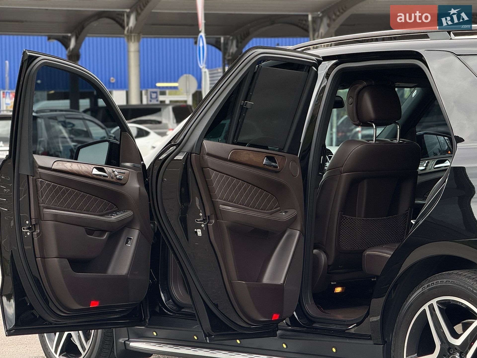 Mercedes-Benz GLE-Class 2017 VIN 4JGDA6EB6JB018550 фото оголошення 38 з 56