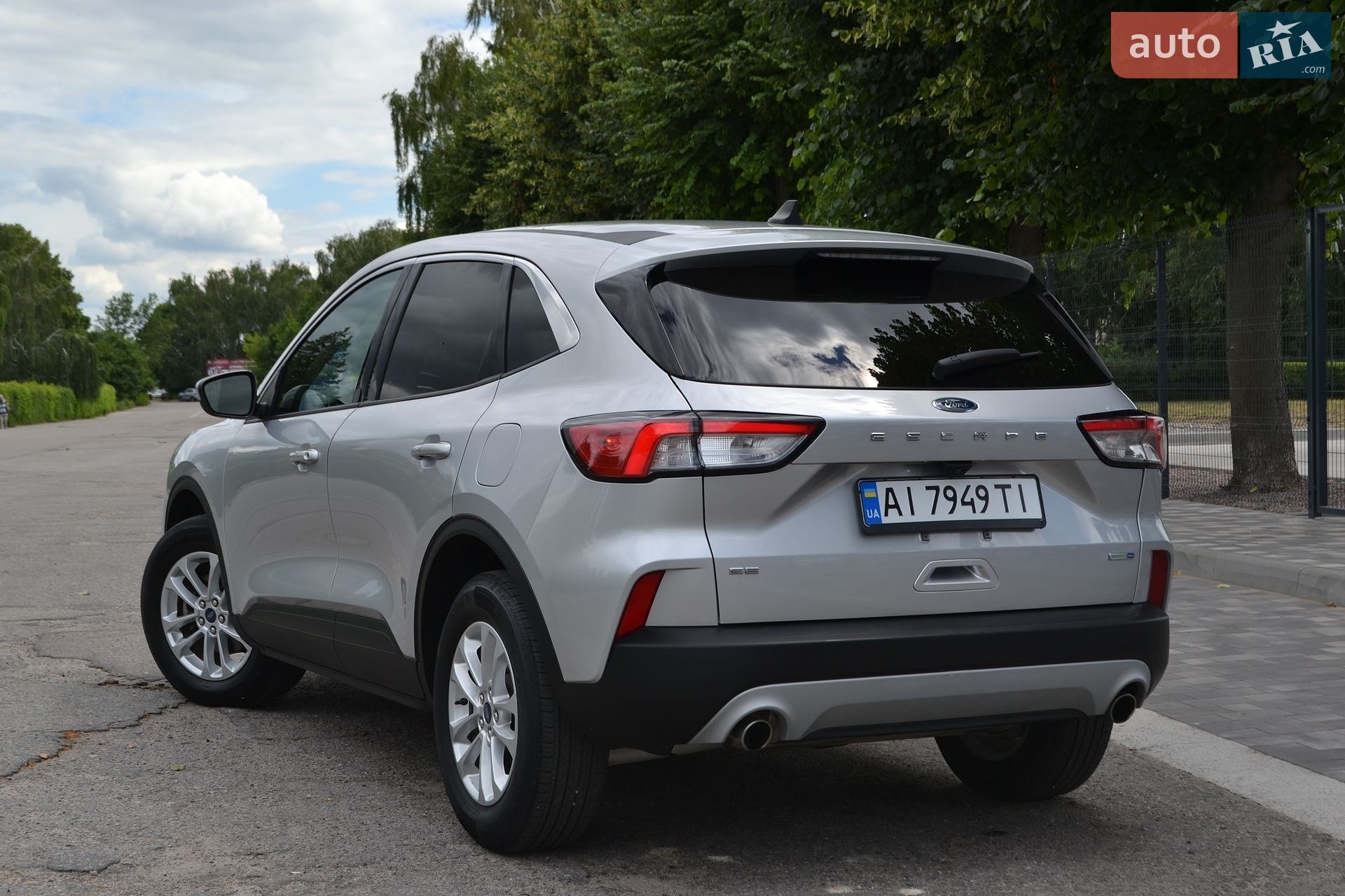 Ford Escape 2020 VIN 1FMCU9G68LUC38722 фото оголошення 6 з 49