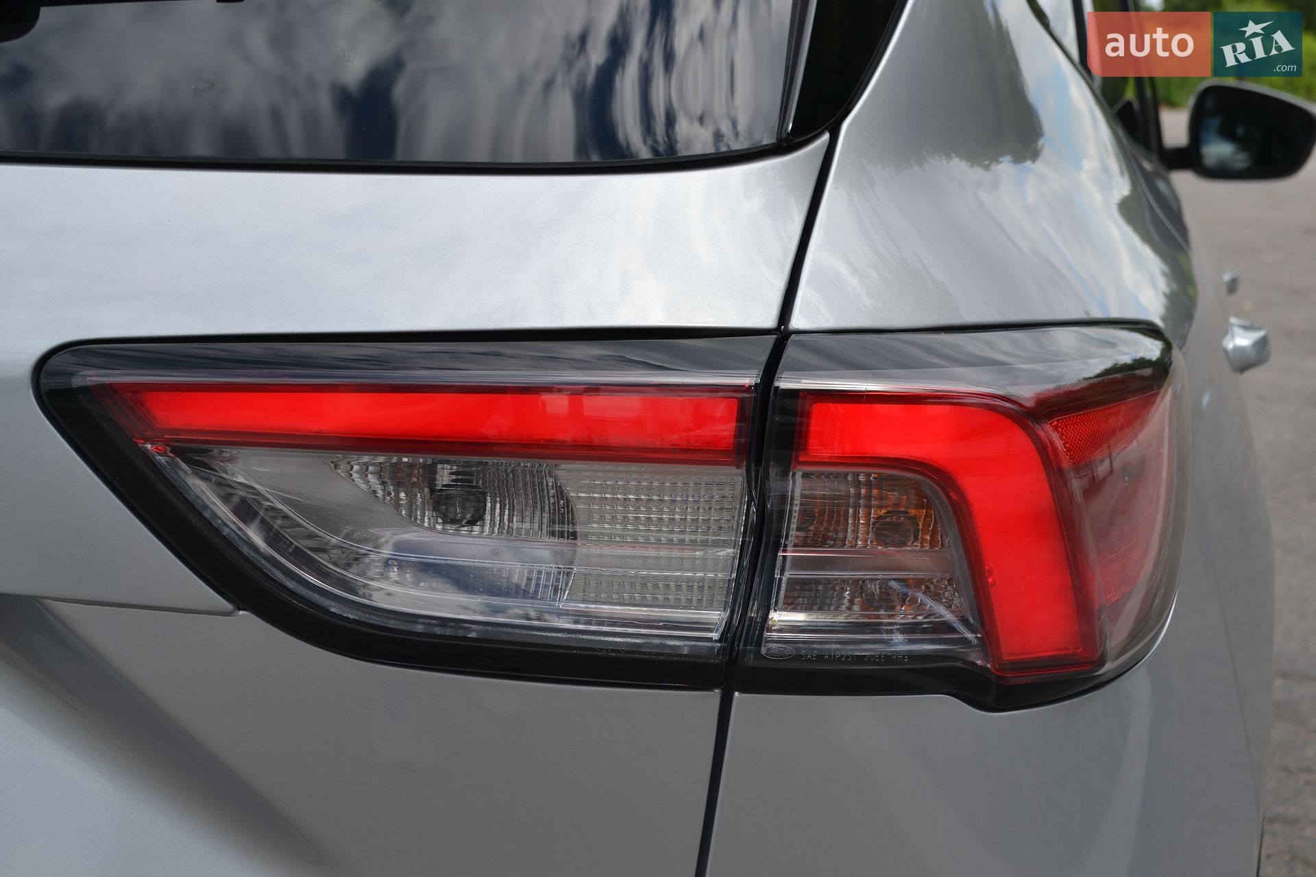 Ford Escape 2020 VIN 1FMCU9G68LUC38722 фото оголошення 11 з 49